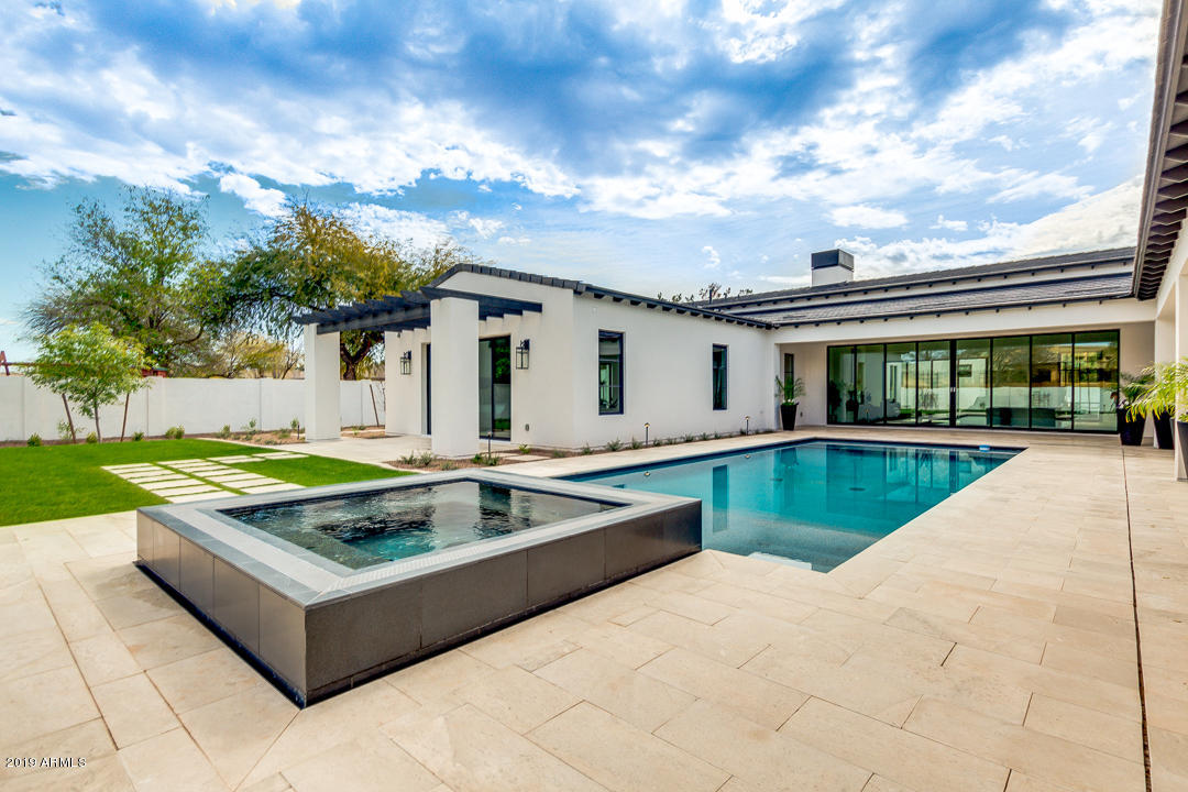 SUNBURST FARMS EAST 6 - Residential
