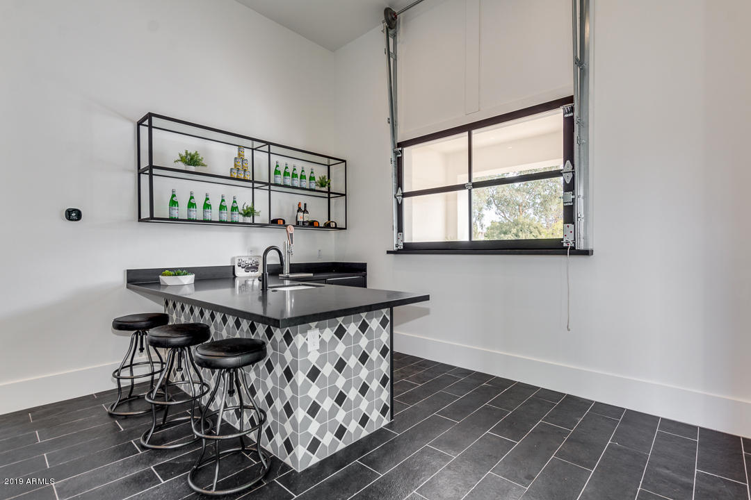 SUNBURST FARMS EAST 6 - Residential