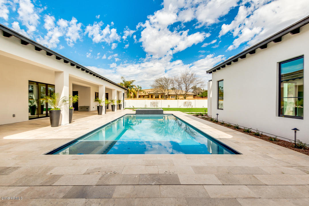SUNBURST FARMS EAST 6 - Residential