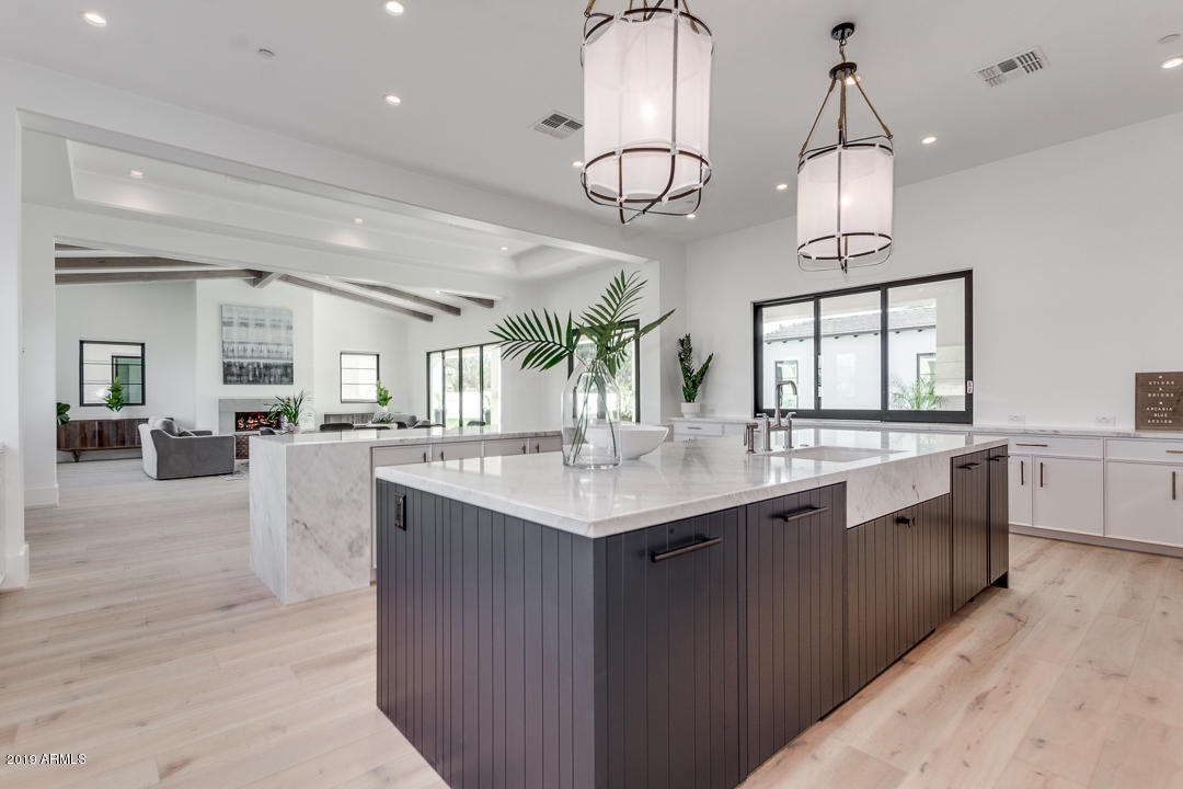 SUNBURST FARMS EAST 6 - Residential