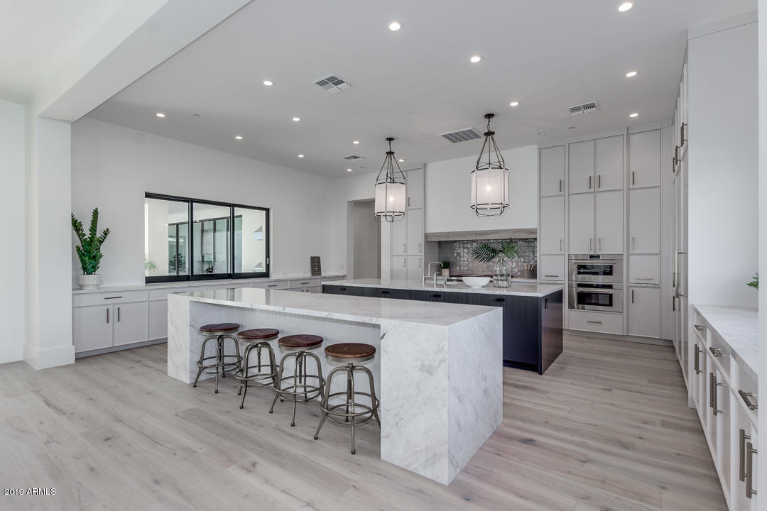 SUNBURST FARMS EAST 6 - Residential