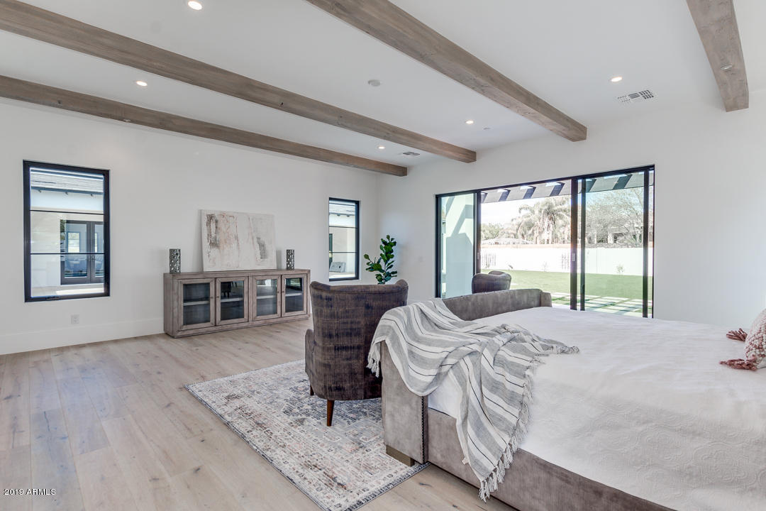 SUNBURST FARMS EAST 6 - Residential