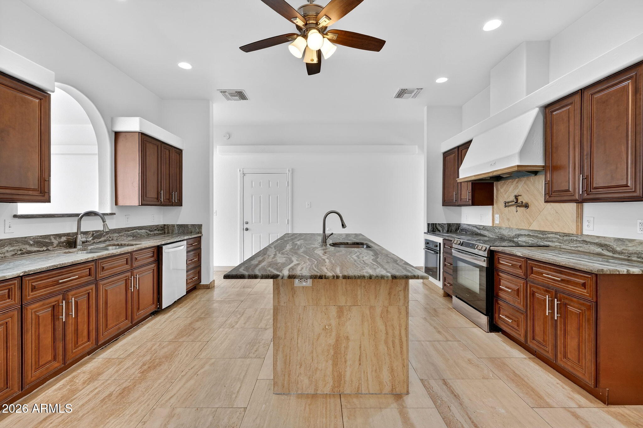 S12 T1N R8E - Residential