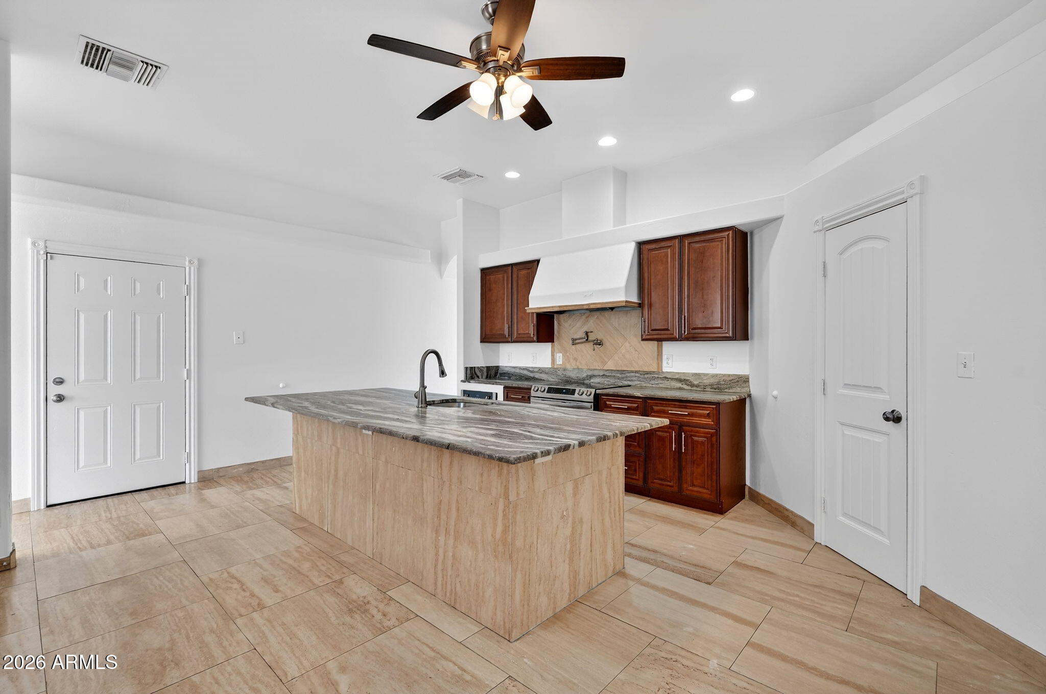 S12 T1N R8E - Residential