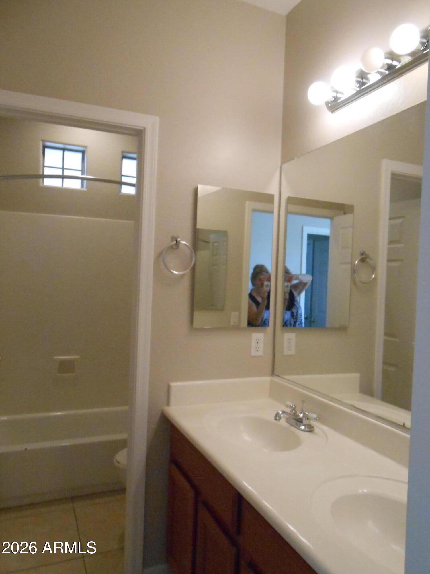 BROOKS RANCH - Residential Lease