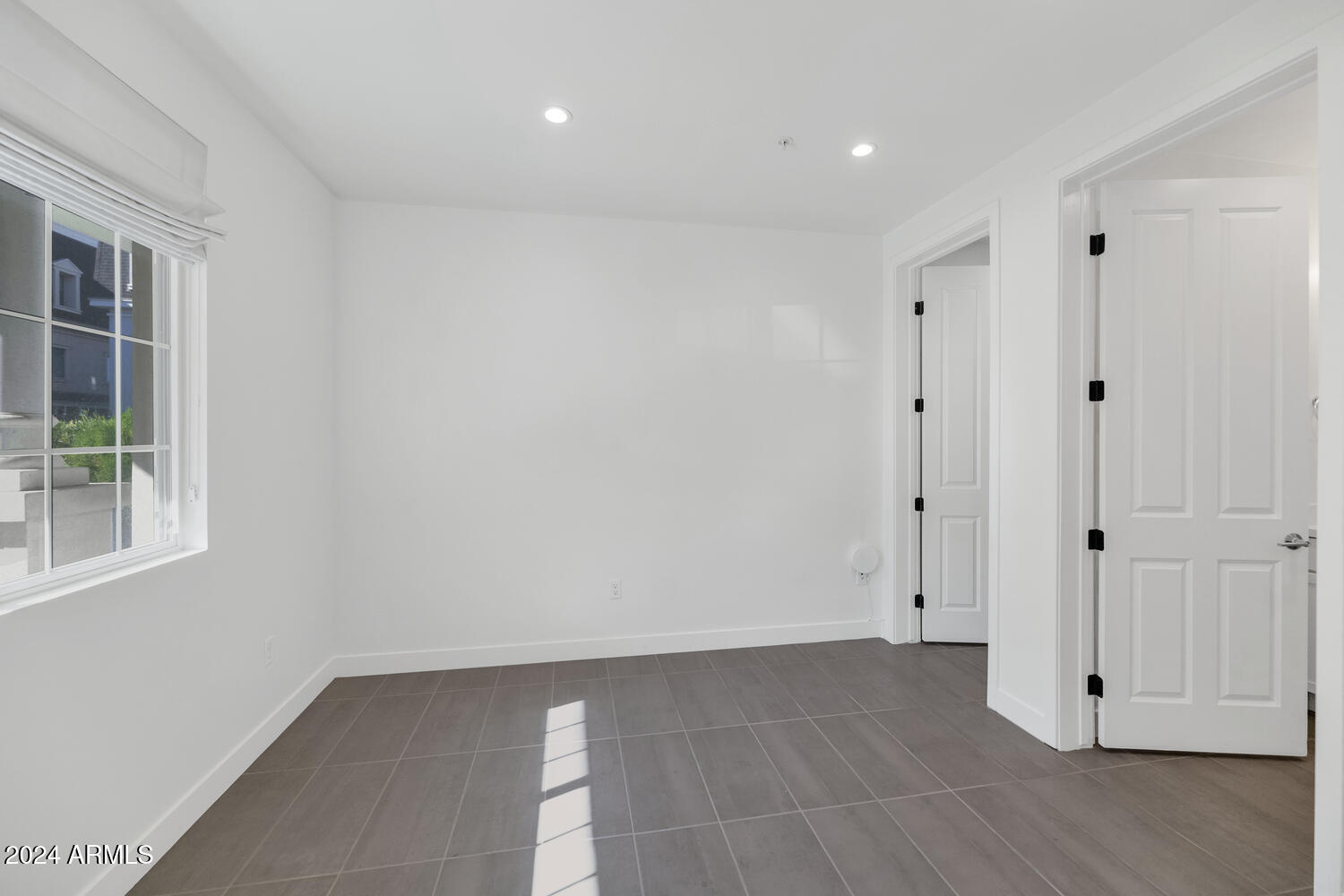 ROSEDALE RESIDENCES - Residential Lease
