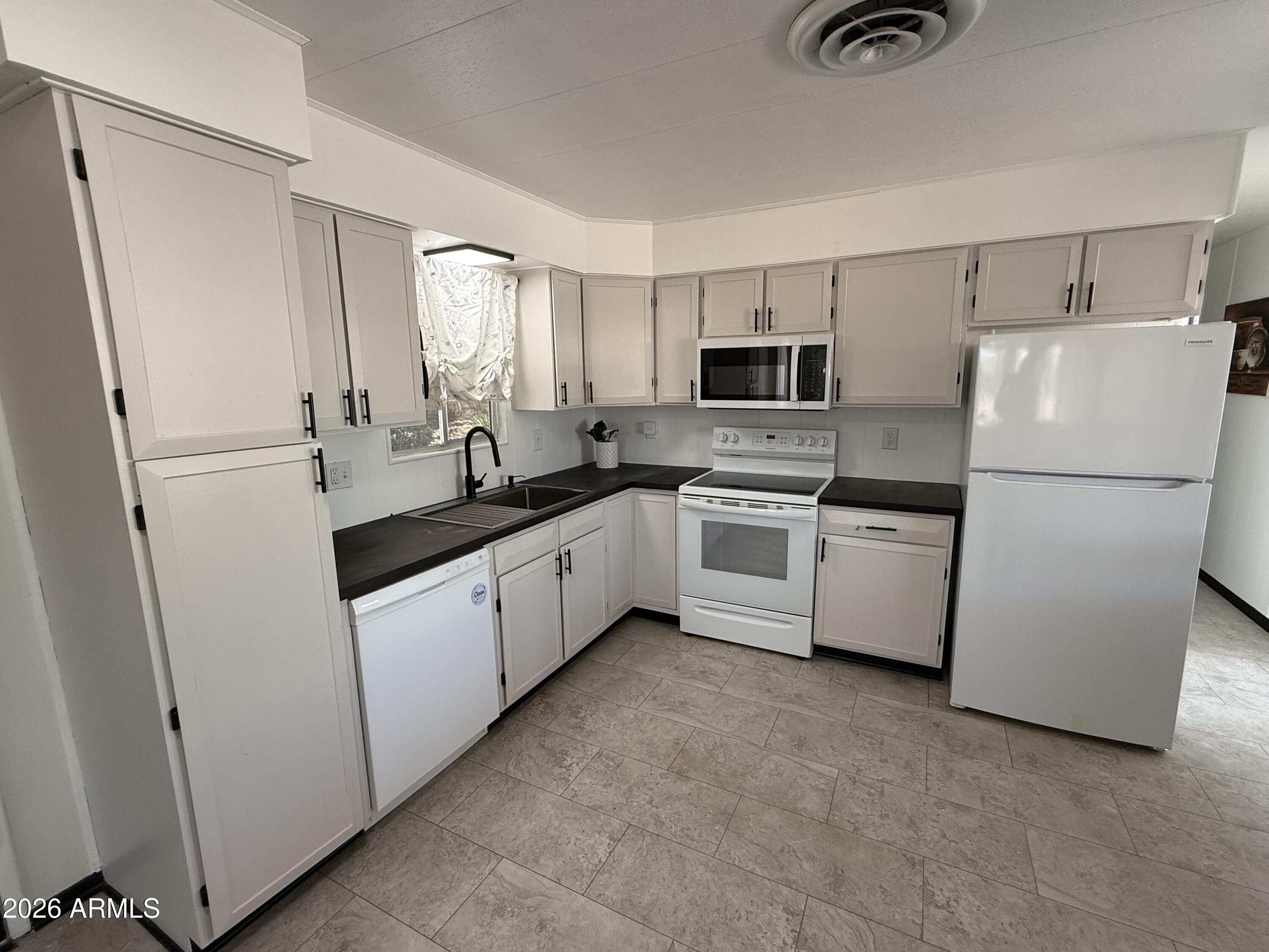 FLORENCE GARDENS UNIT A Lot 274 - Residential