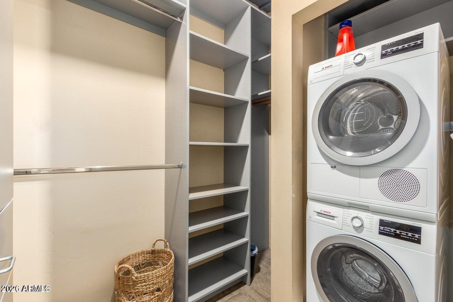 LOFTS AT ORCHIDHOUSE CONDOMINIUM - Residential