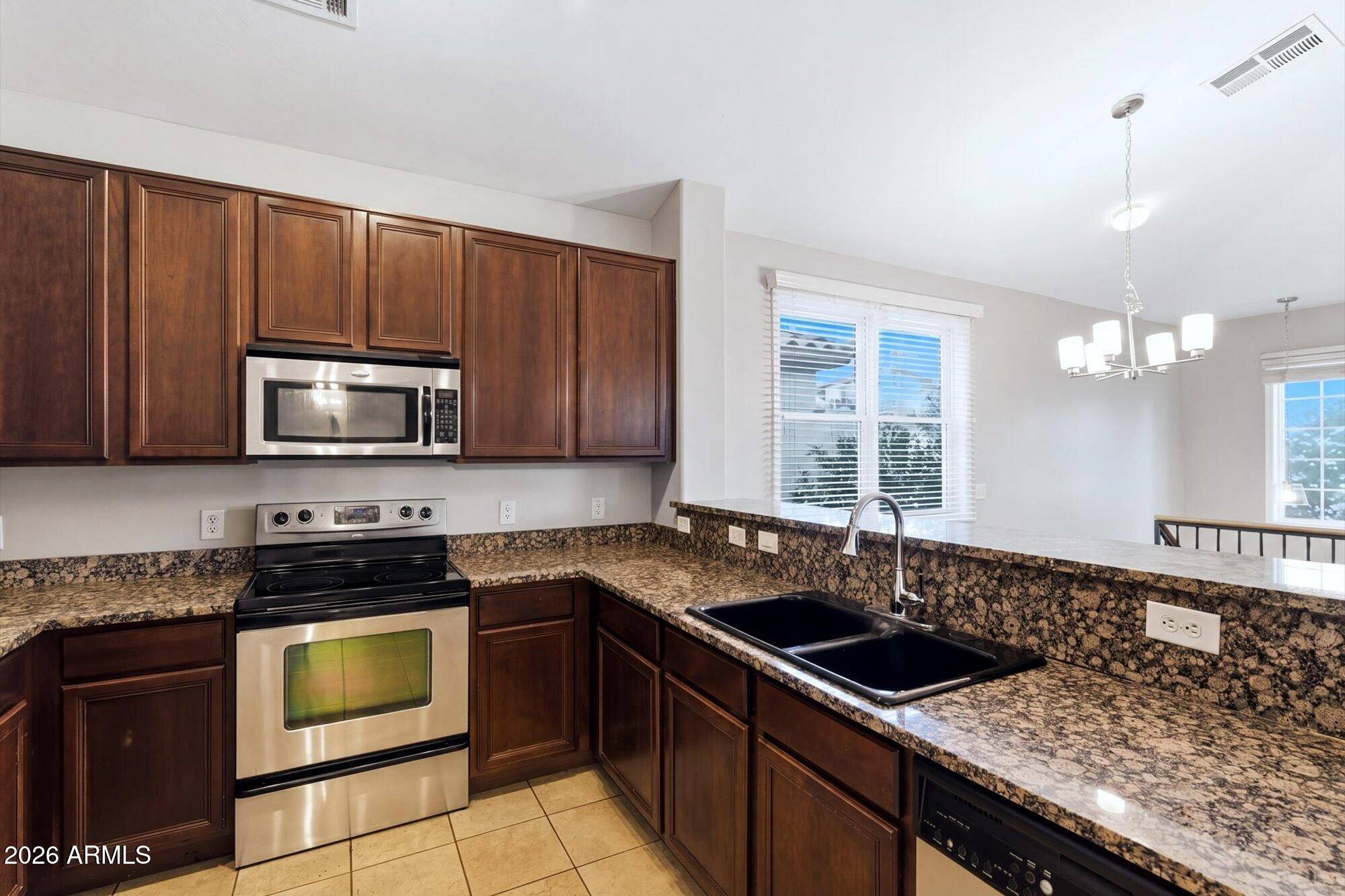 GARDENS PARCEL 5 CONDOMINIUM AMD - Residential