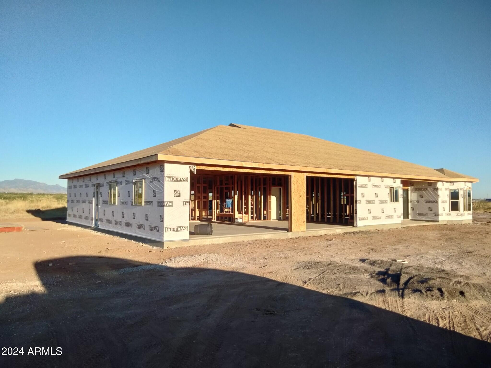 RANCHO ARIZONA - Residential