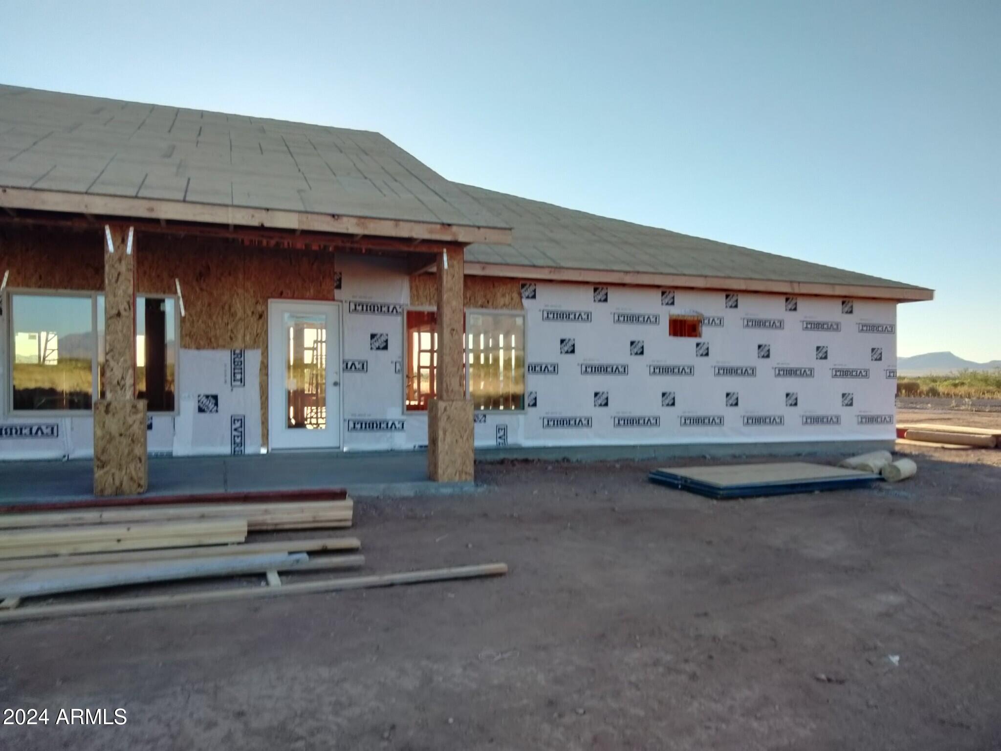 RANCHO ARIZONA - Residential
