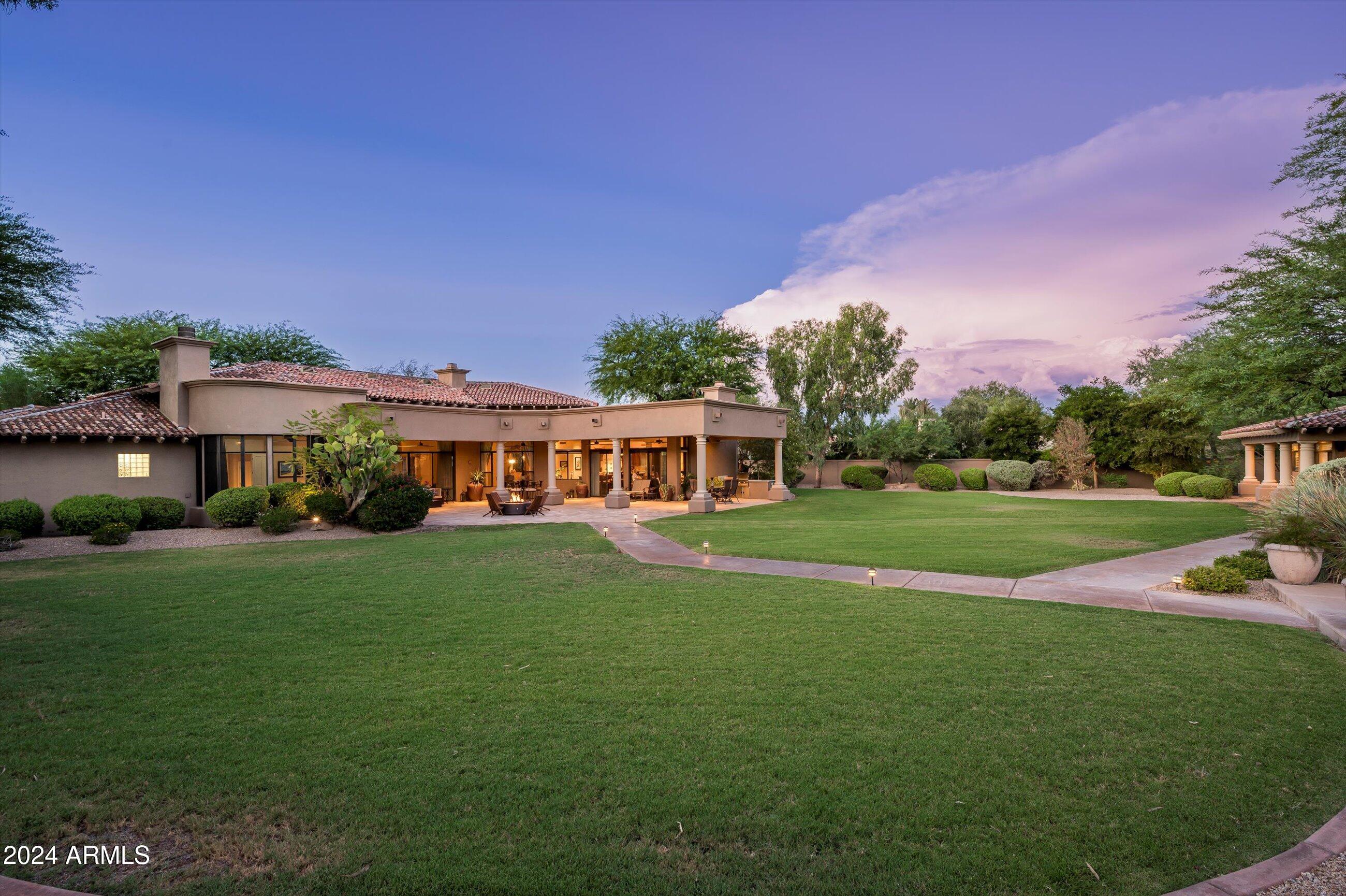 CINCO SERROS LOTS 11 & 12 - Residential