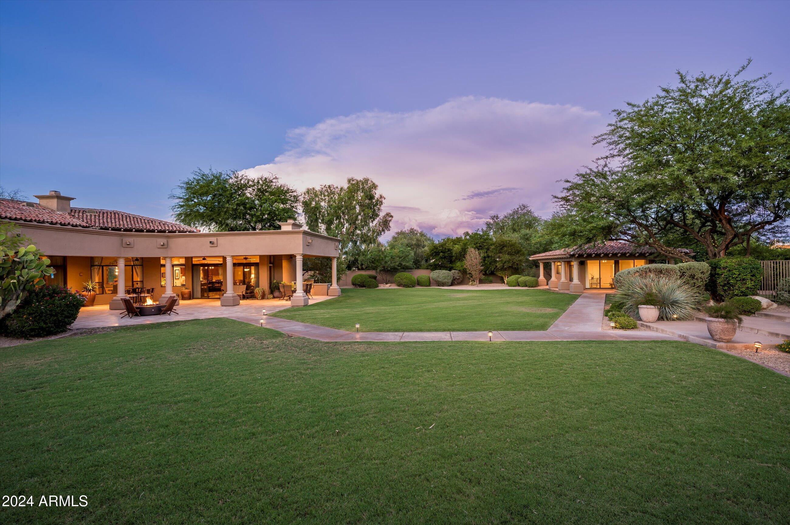 CINCO SERROS LOTS 11 & 12 - Residential