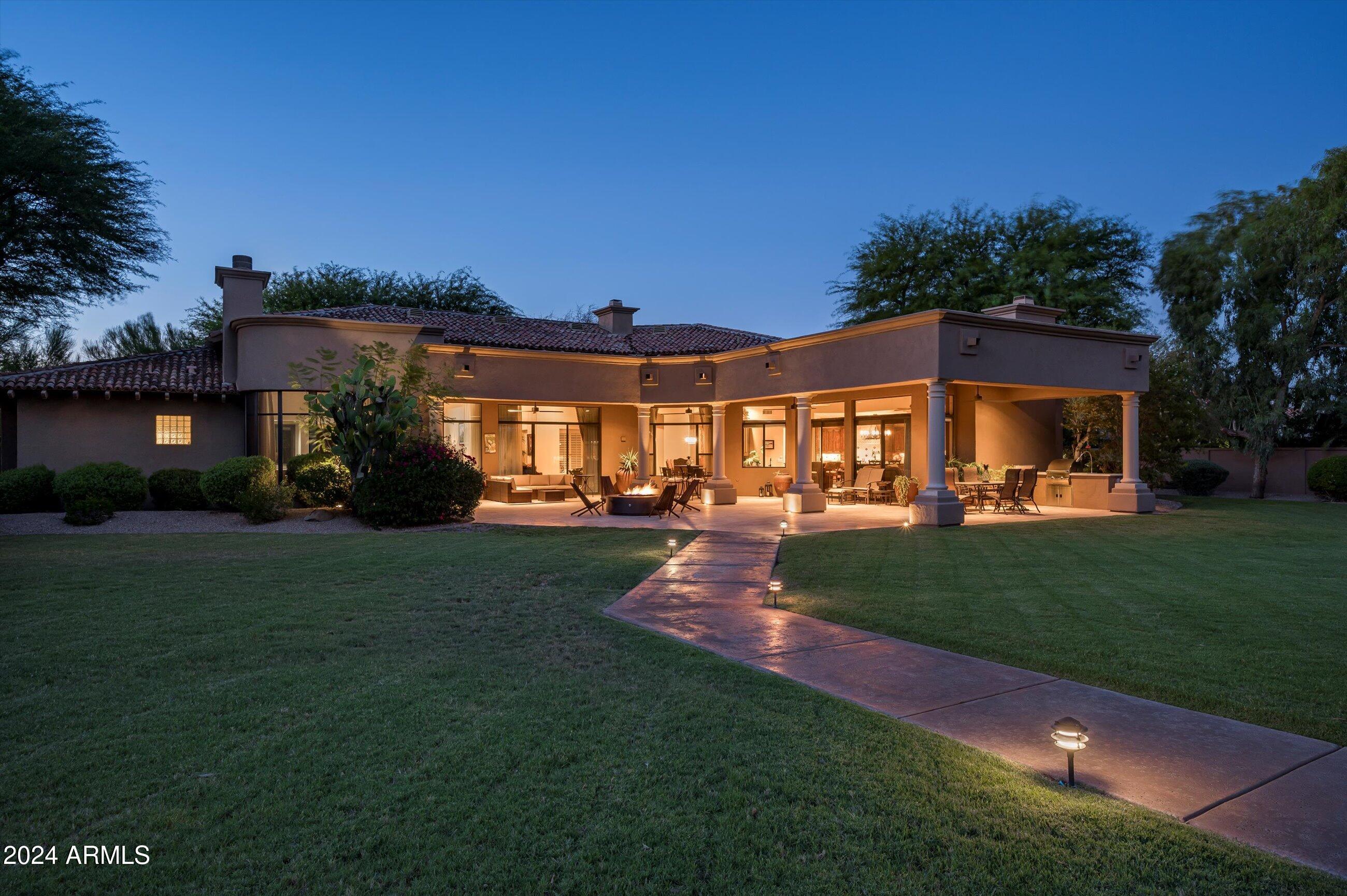 CINCO SERROS LOTS 11 & 12 - Residential