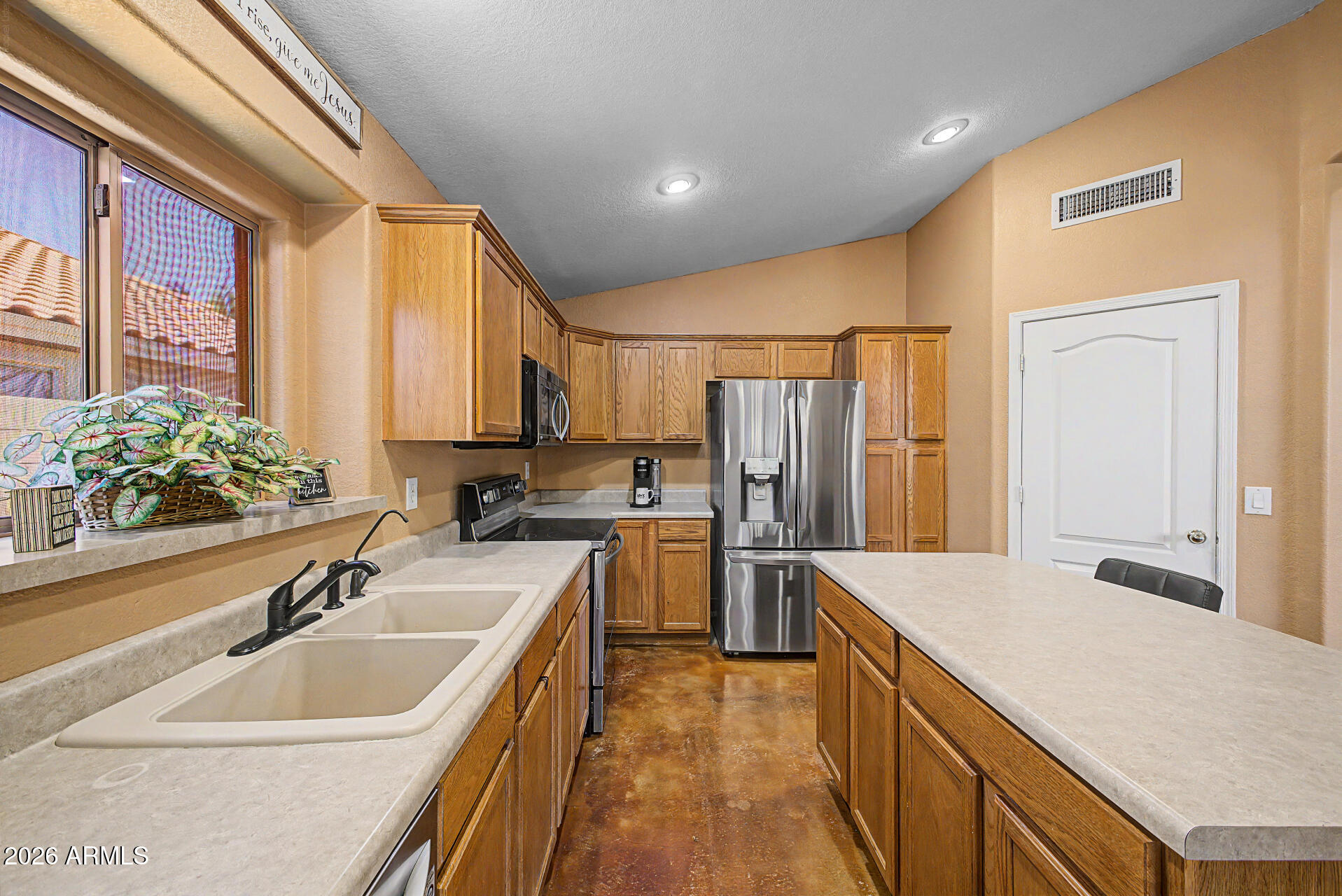 MERIDIAN POINTE - Residential