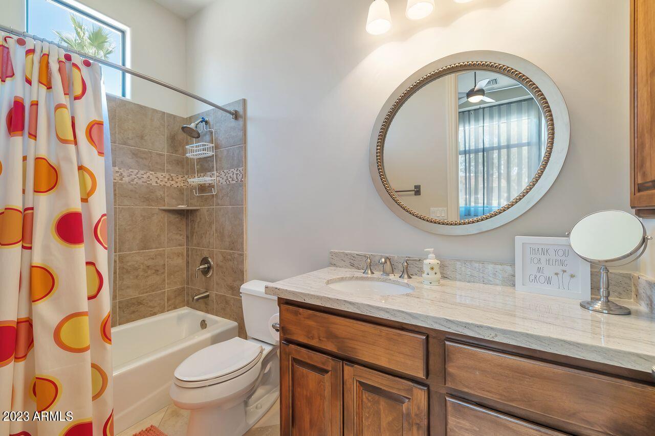 DOUBLETREE RANCHOS 2 - Residential