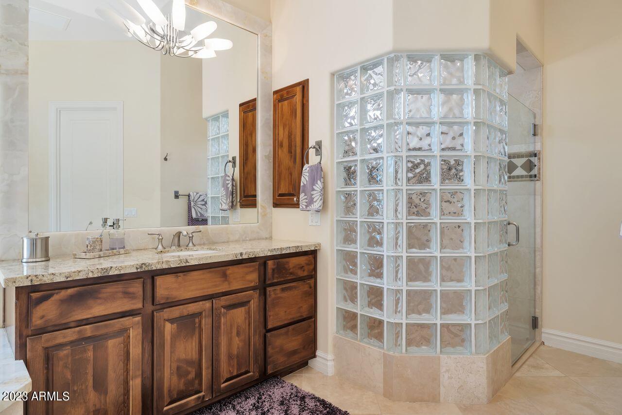 DOUBLETREE RANCHOS 2 - Residential