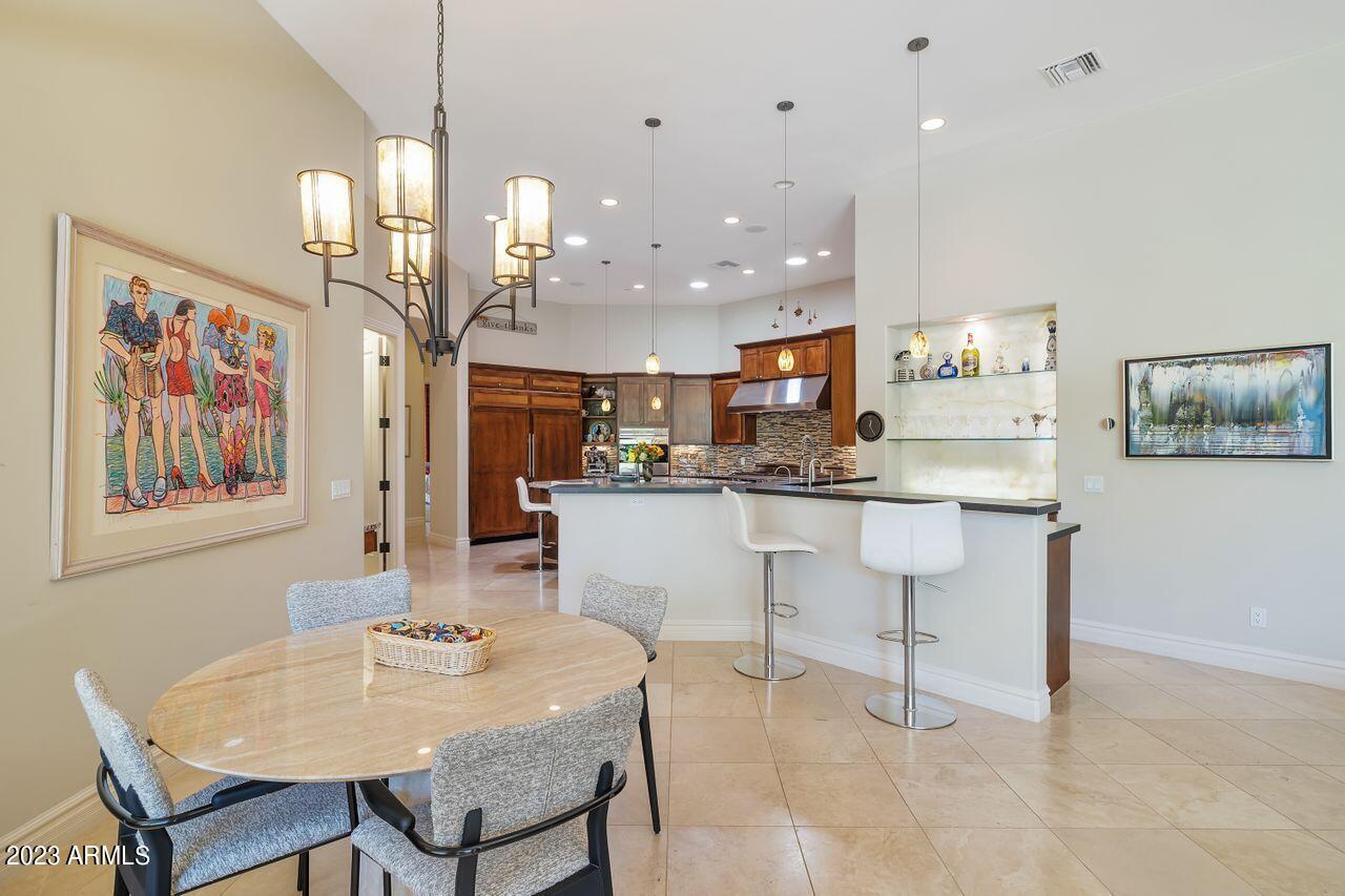 DOUBLETREE RANCHOS 2 - Residential