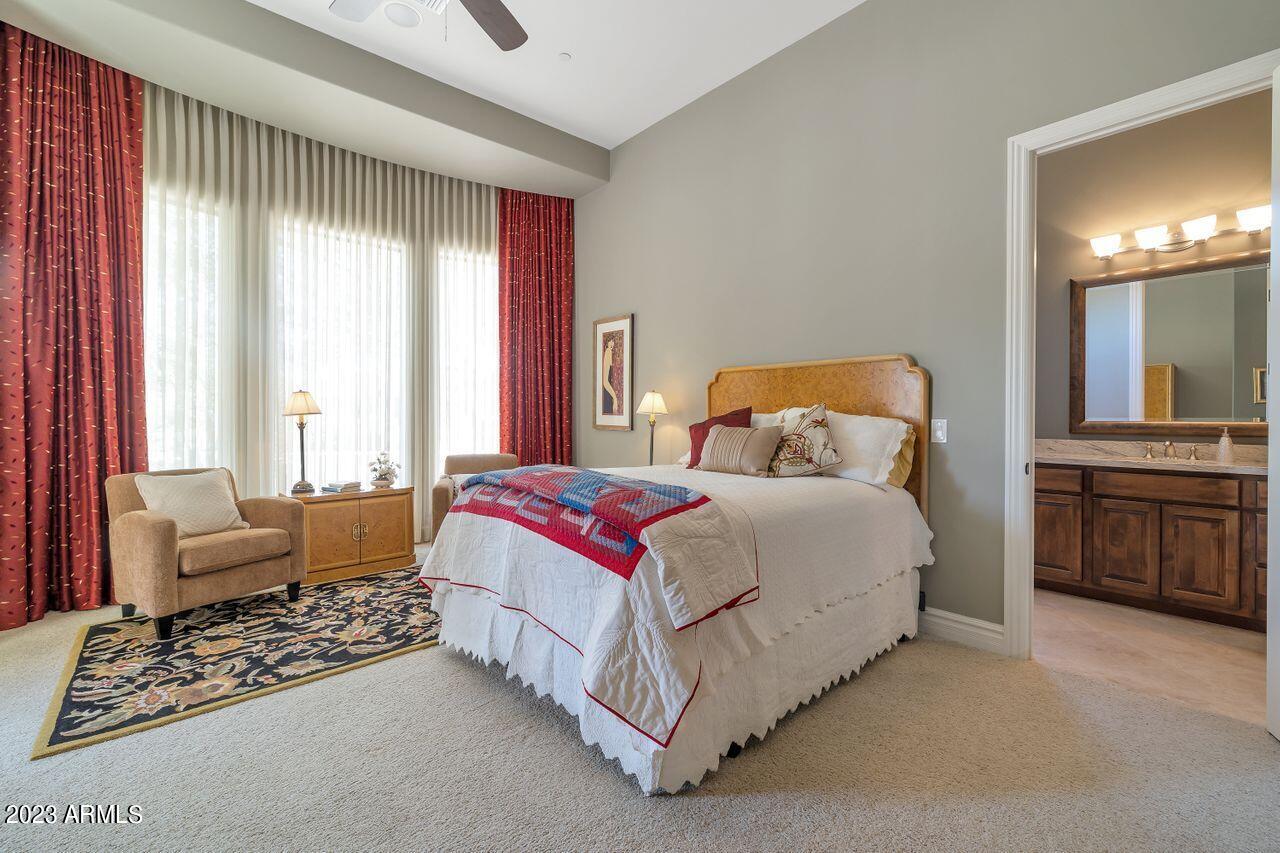 DOUBLETREE RANCHOS 2 - Residential