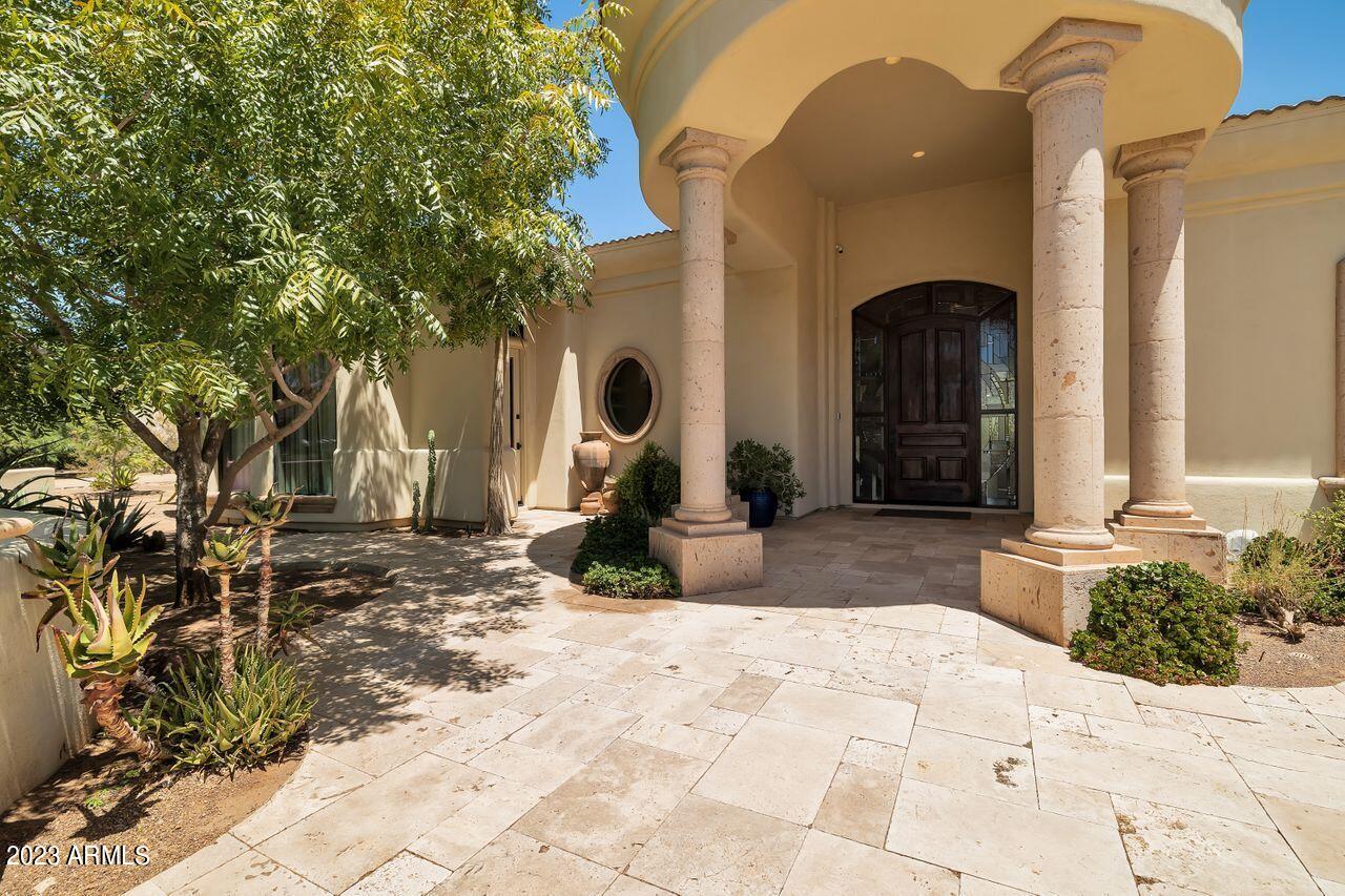 DOUBLETREE RANCHOS 2 - Residential