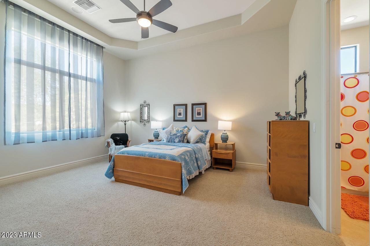 DOUBLETREE RANCHOS 2 - Residential