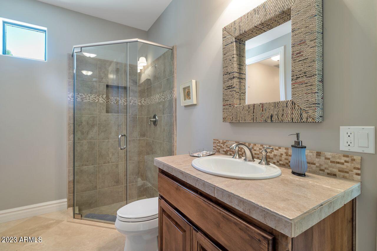 DOUBLETREE RANCHOS 2 - Residential
