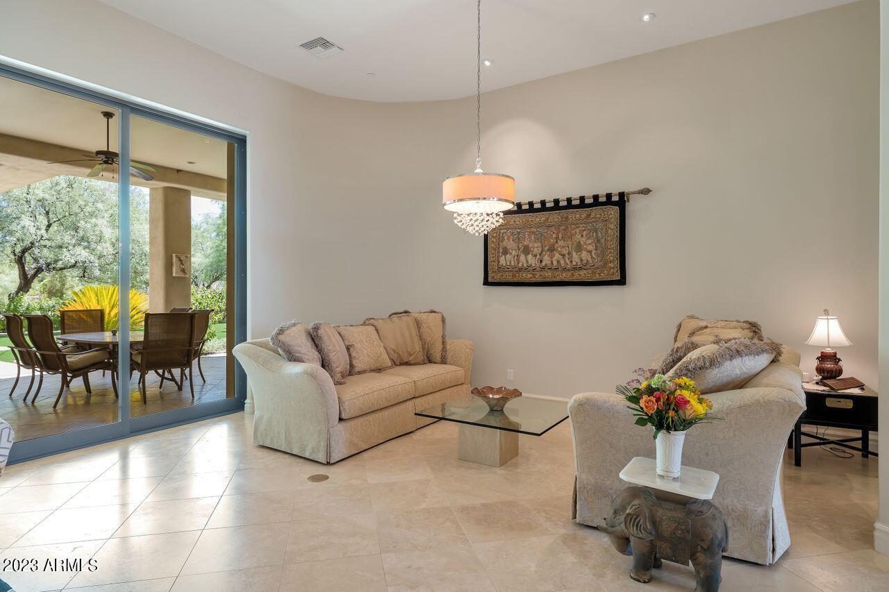 DOUBLETREE RANCHOS 2 - Residential