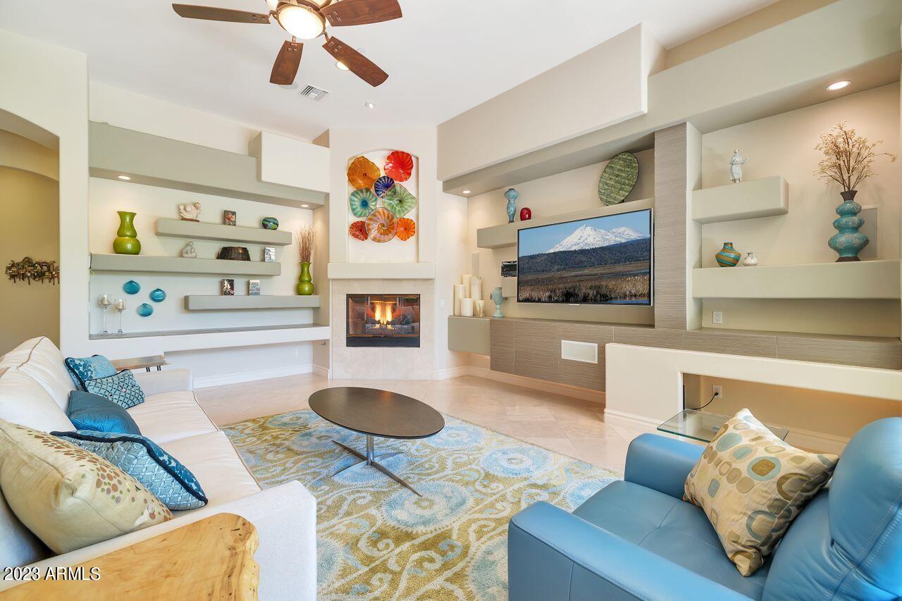 DOUBLETREE RANCHOS 2 - Residential