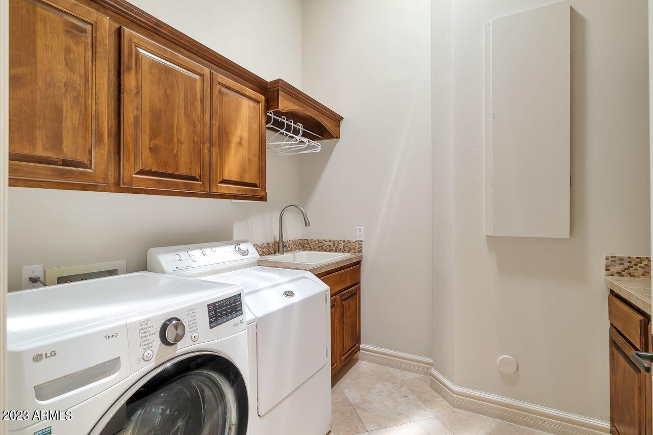 DOUBLETREE RANCHOS 2 - Residential