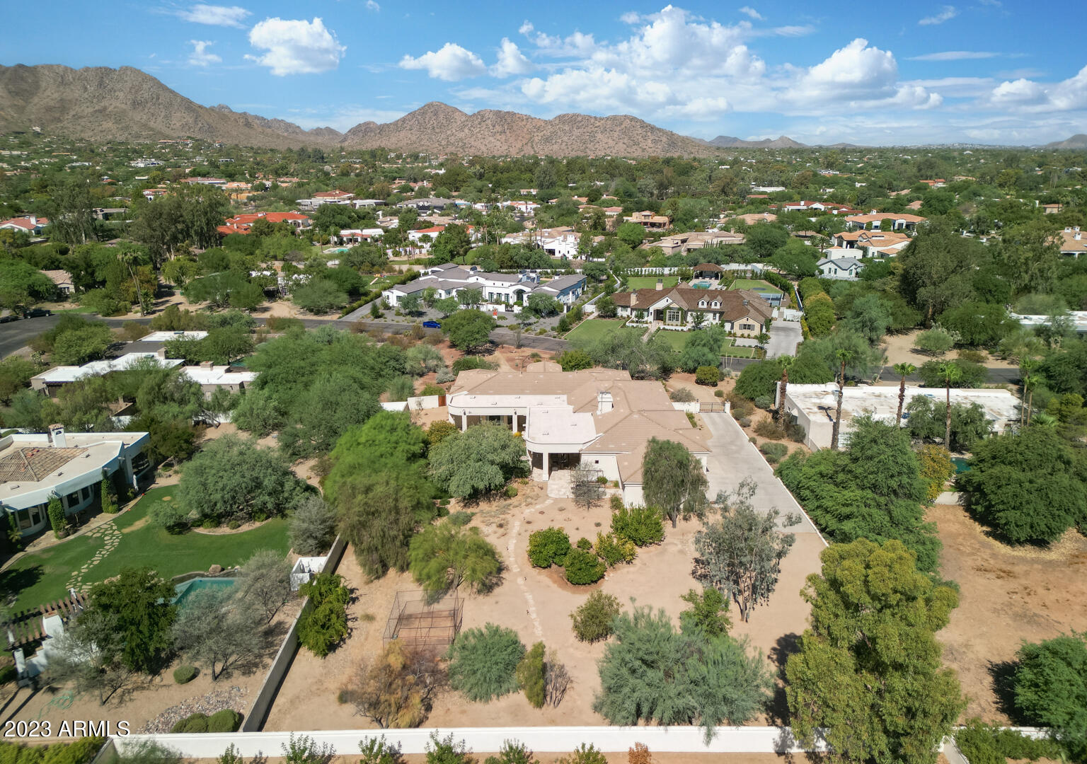 DOUBLETREE RANCHOS 2 - Residential