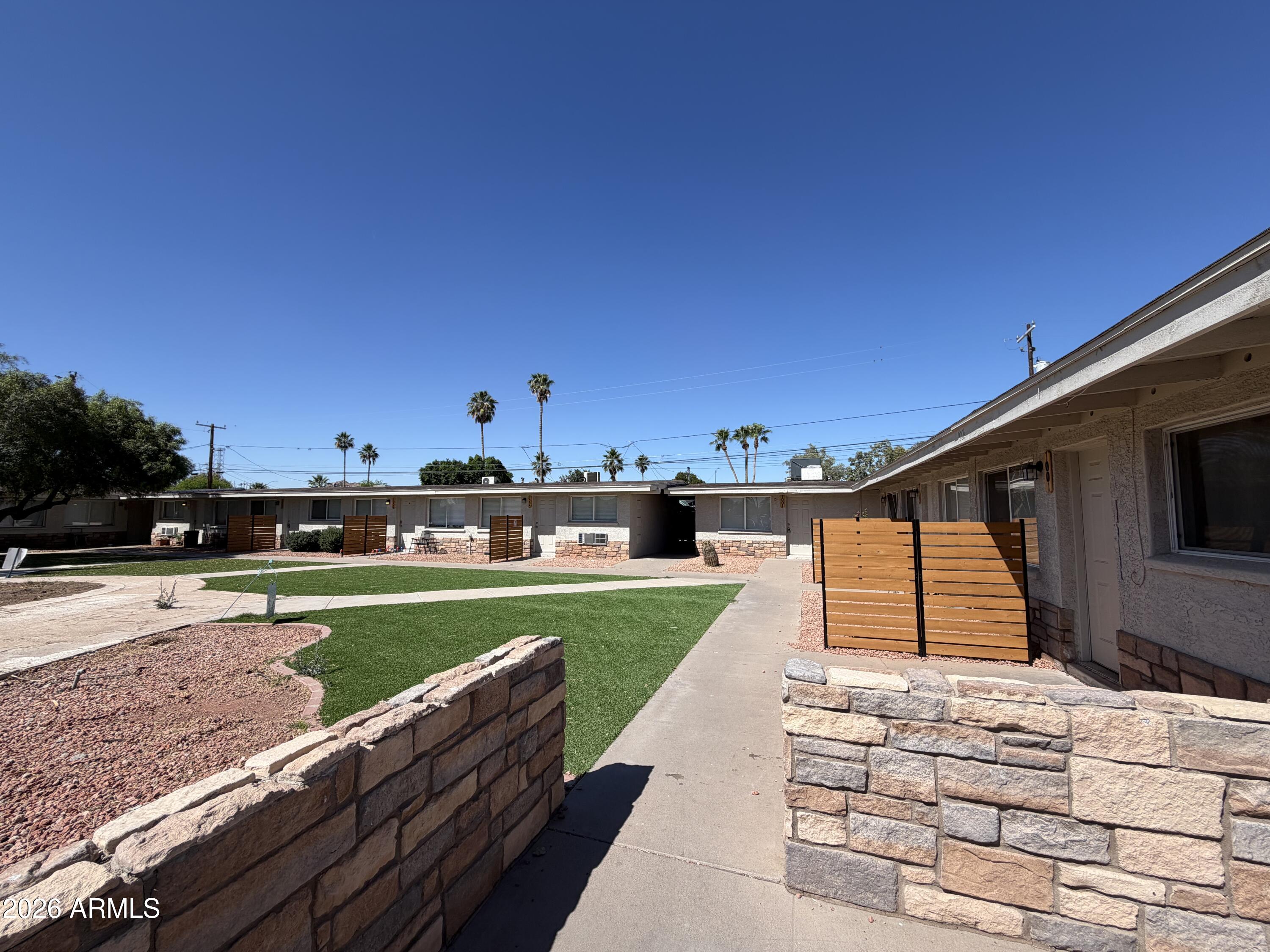 HOLIDAY PARK - Residential Income