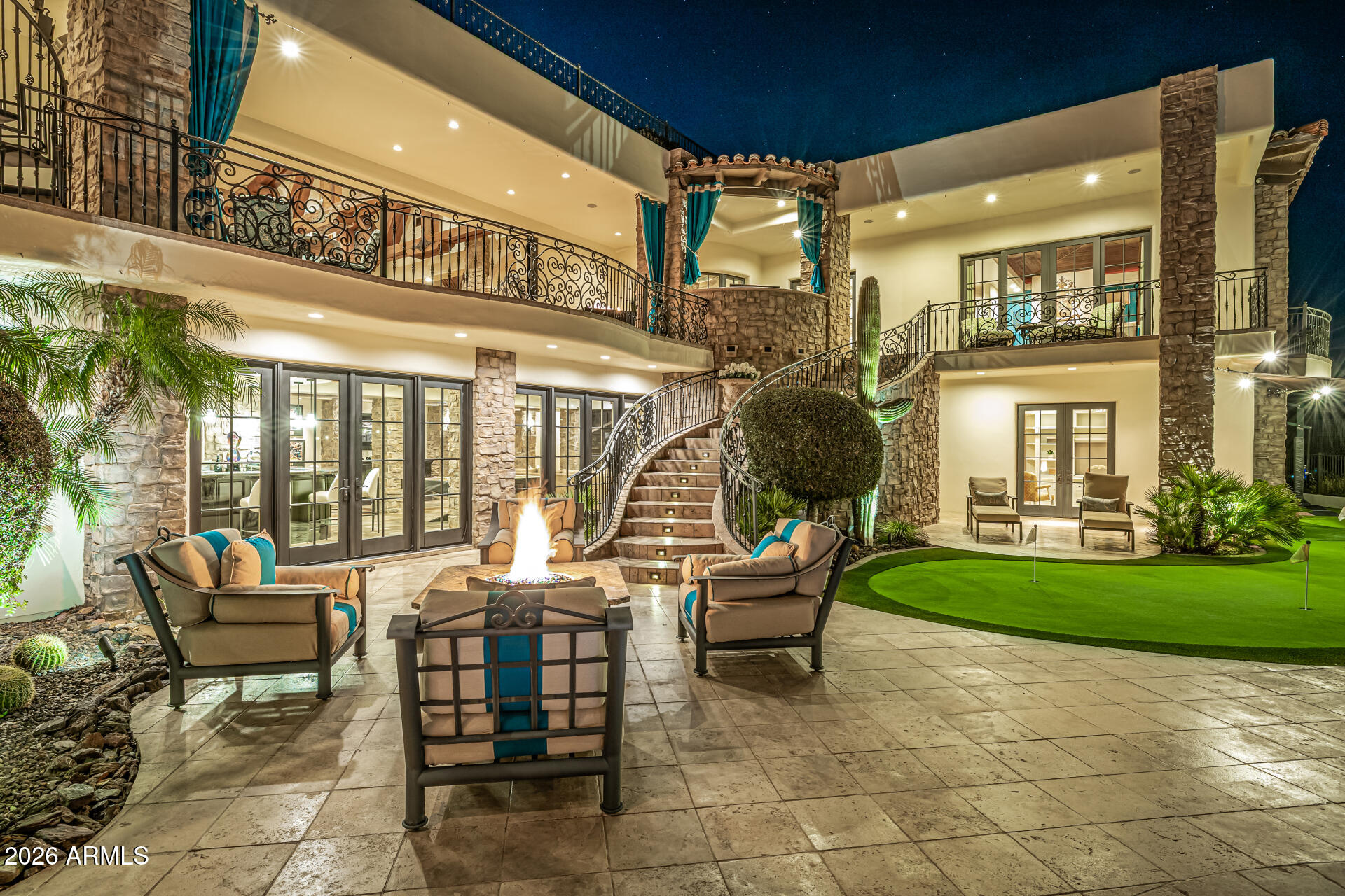 LOS DIAMANTES - Residential