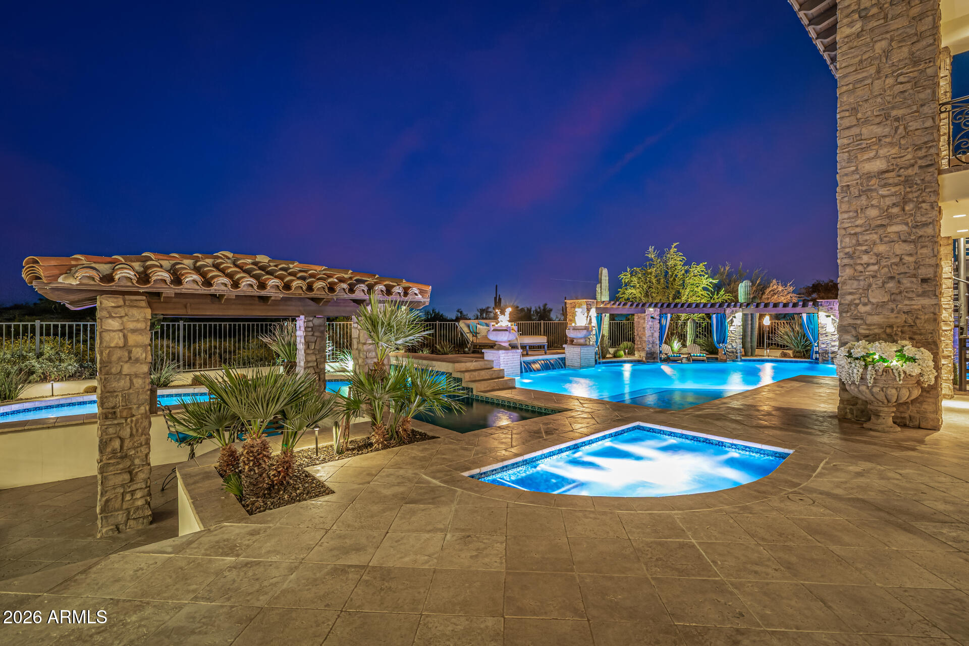 LOS DIAMANTES - Residential