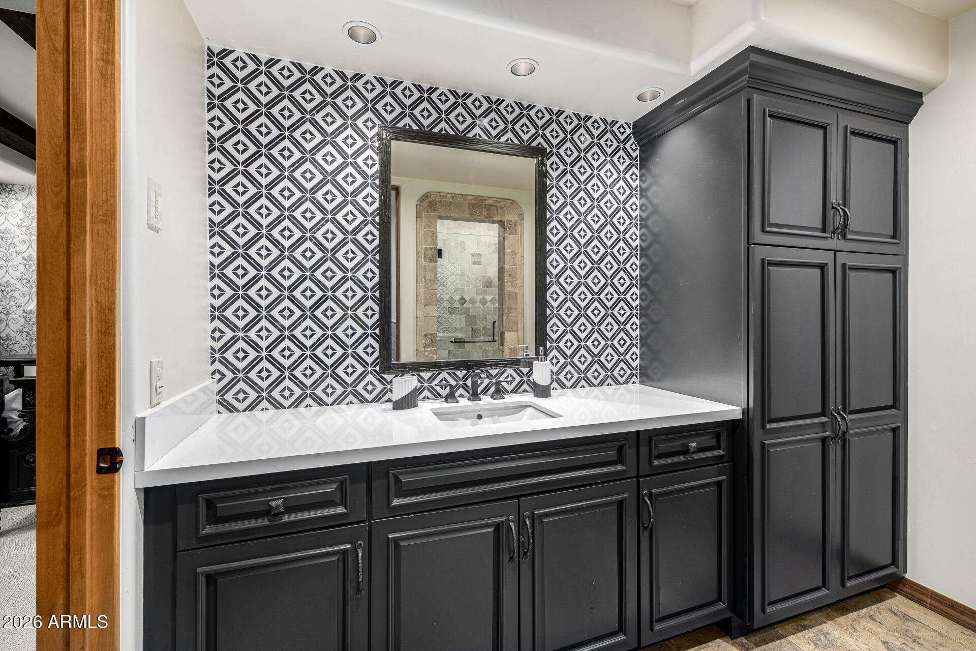 LOS DIAMANTES - Residential