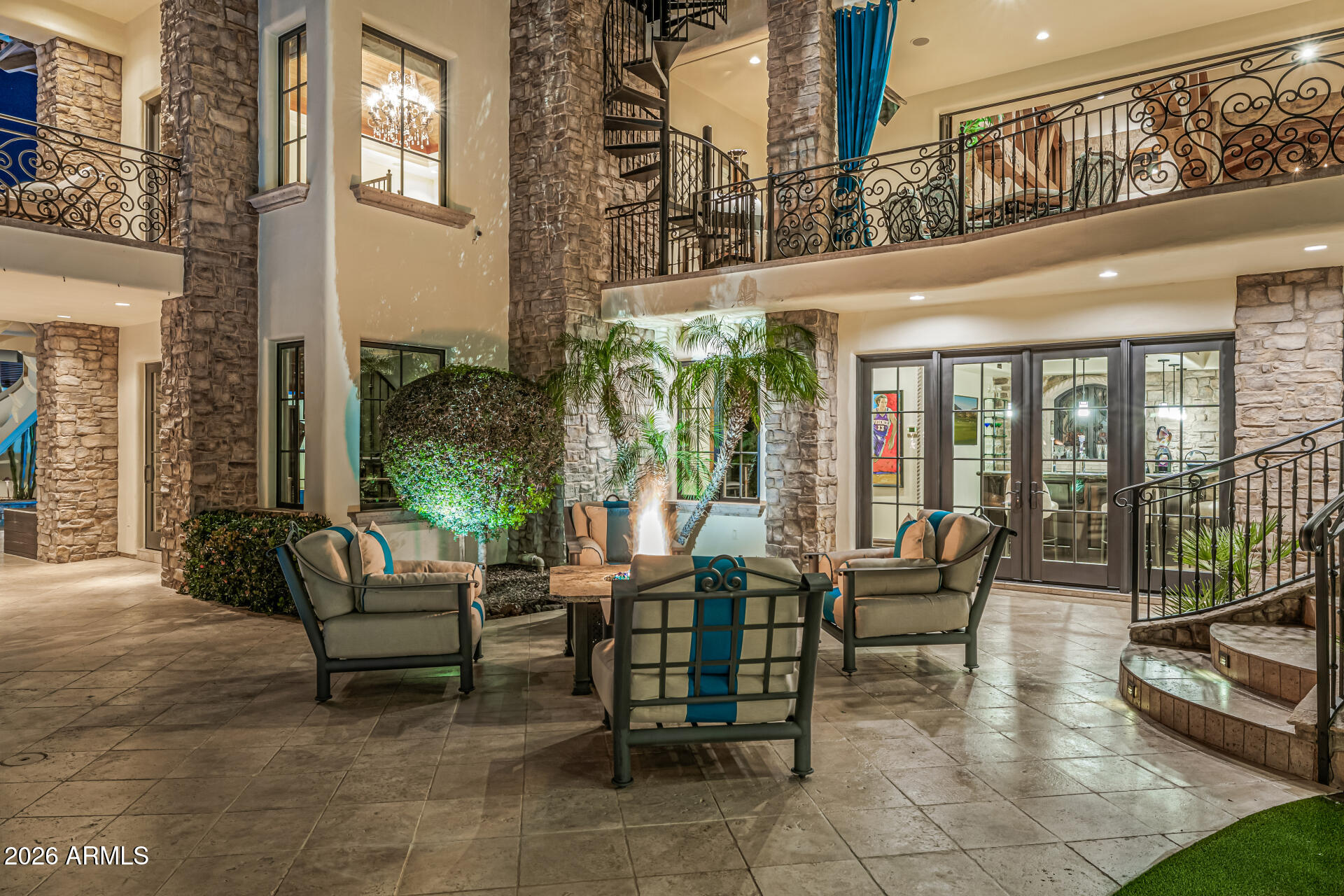 LOS DIAMANTES - Residential