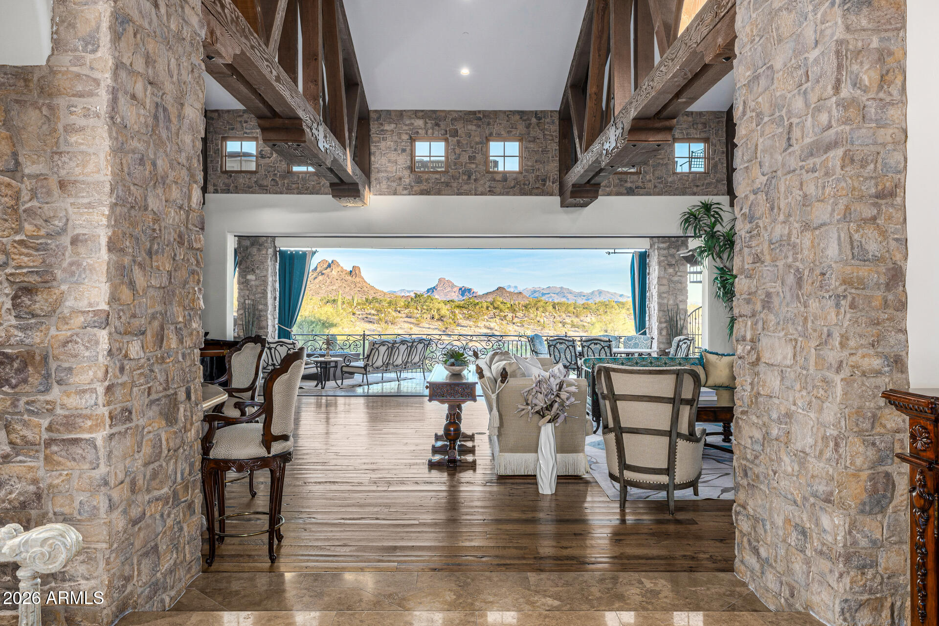 LOS DIAMANTES - Residential