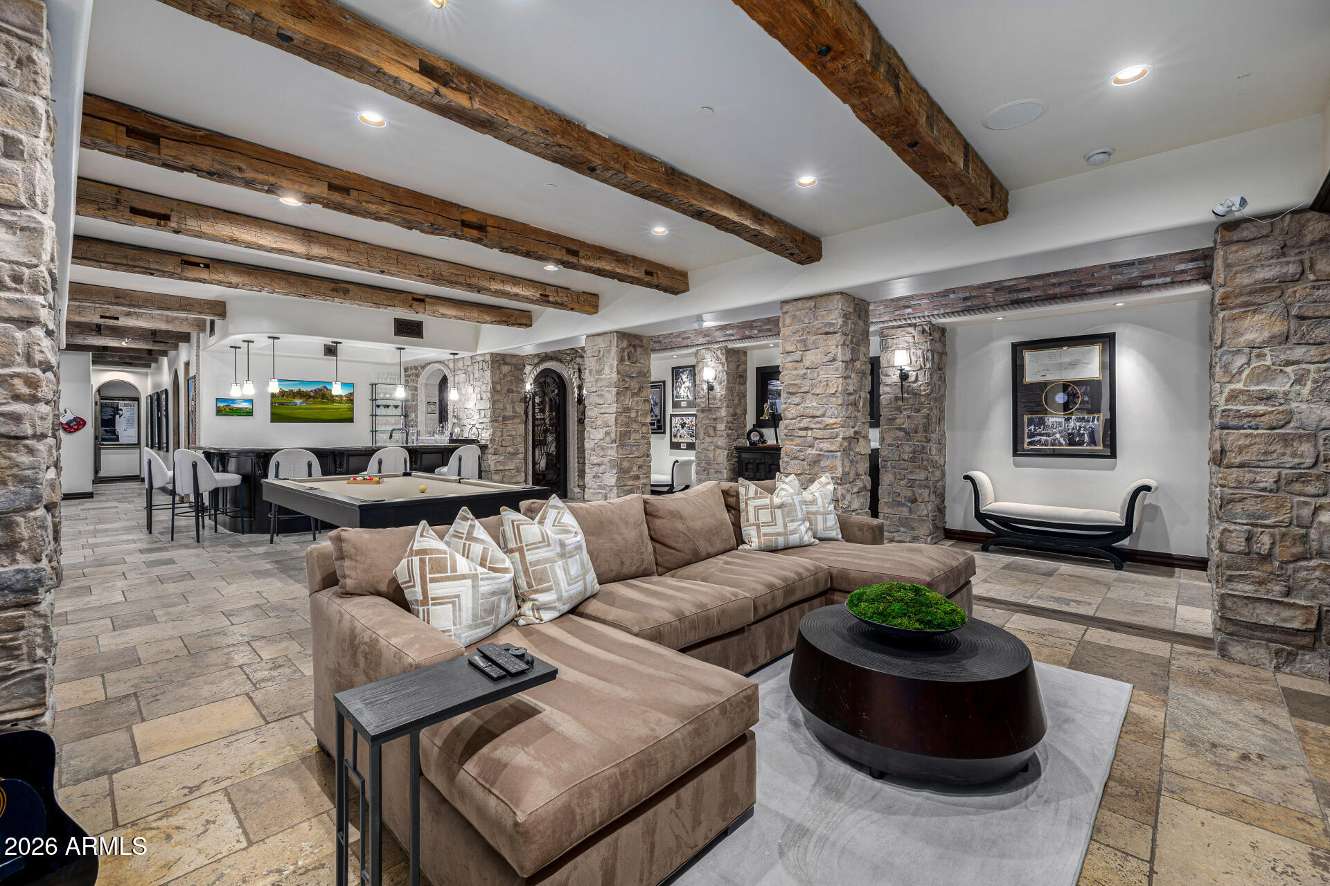 LOS DIAMANTES - Residential