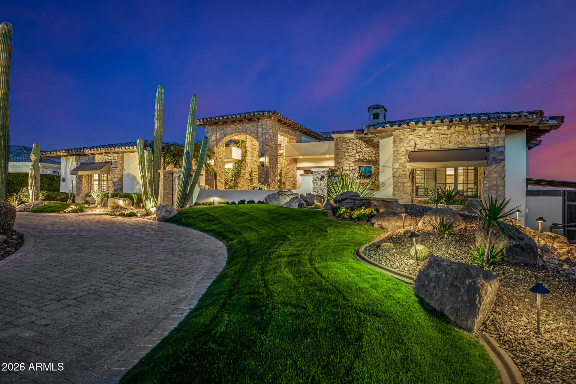 LOS DIAMANTES - Residential