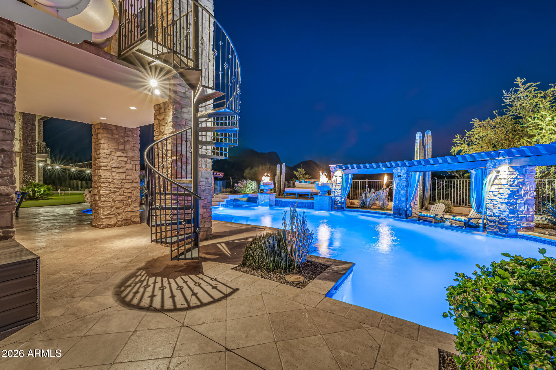LOS DIAMANTES - Residential