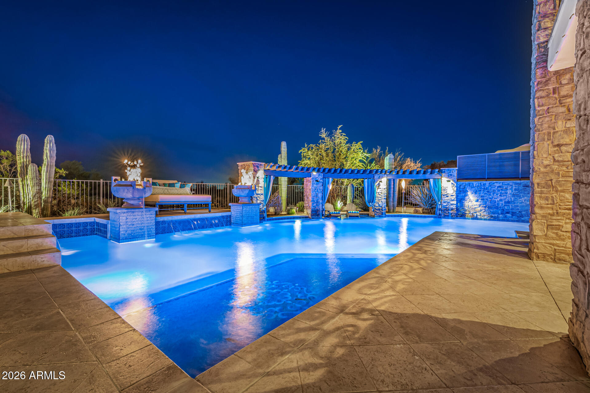 LOS DIAMANTES - Residential