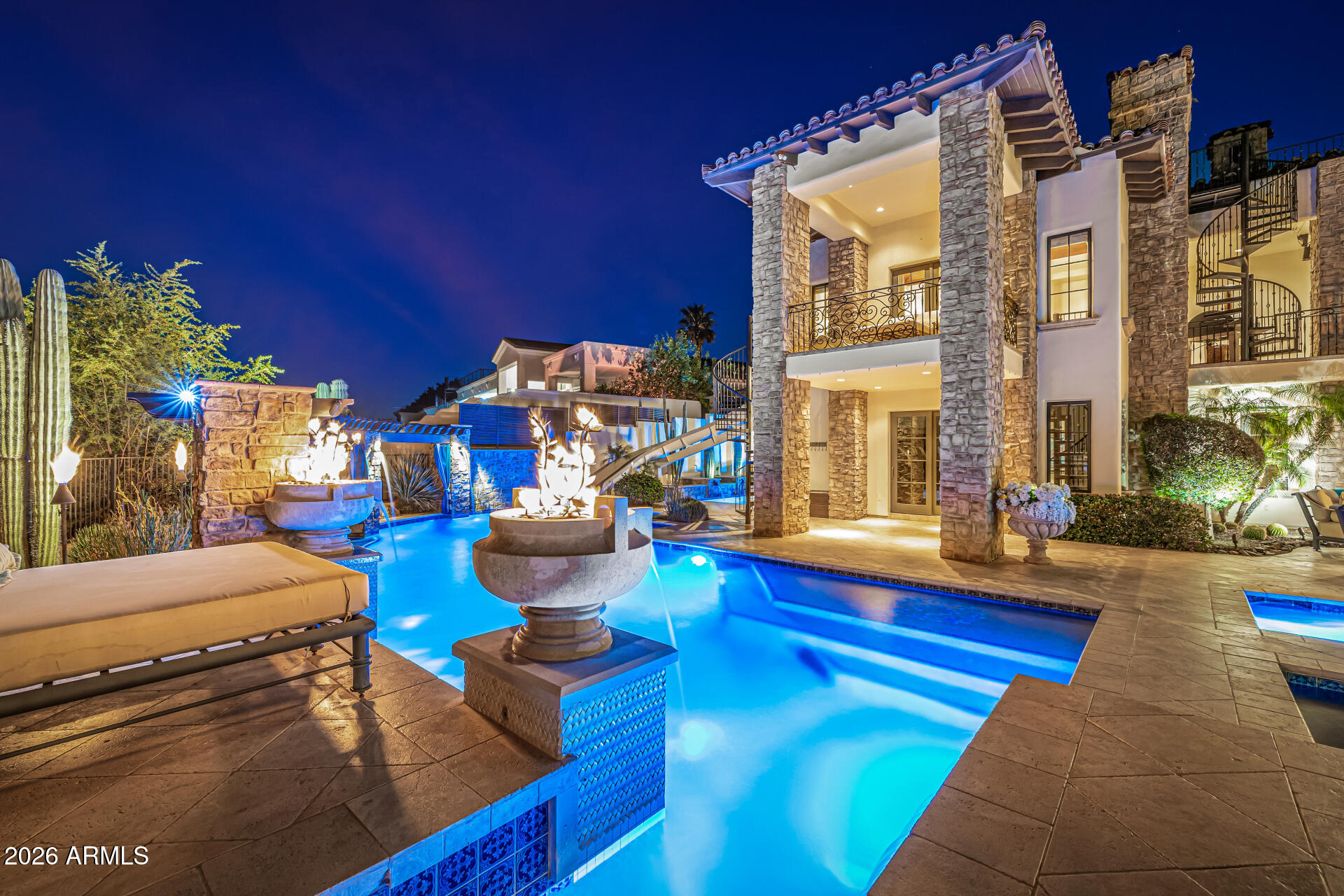 LOS DIAMANTES - Residential