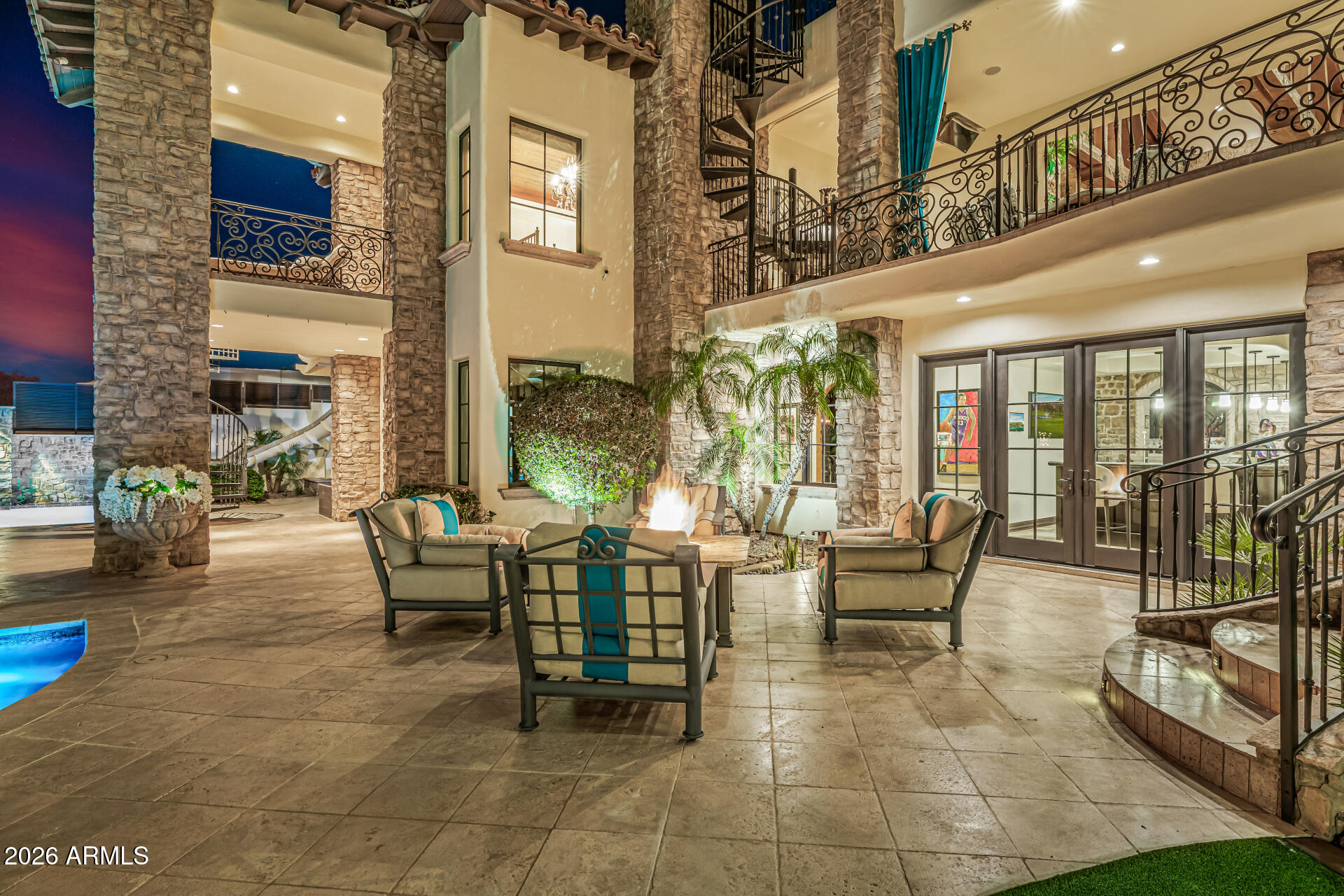LOS DIAMANTES - Residential