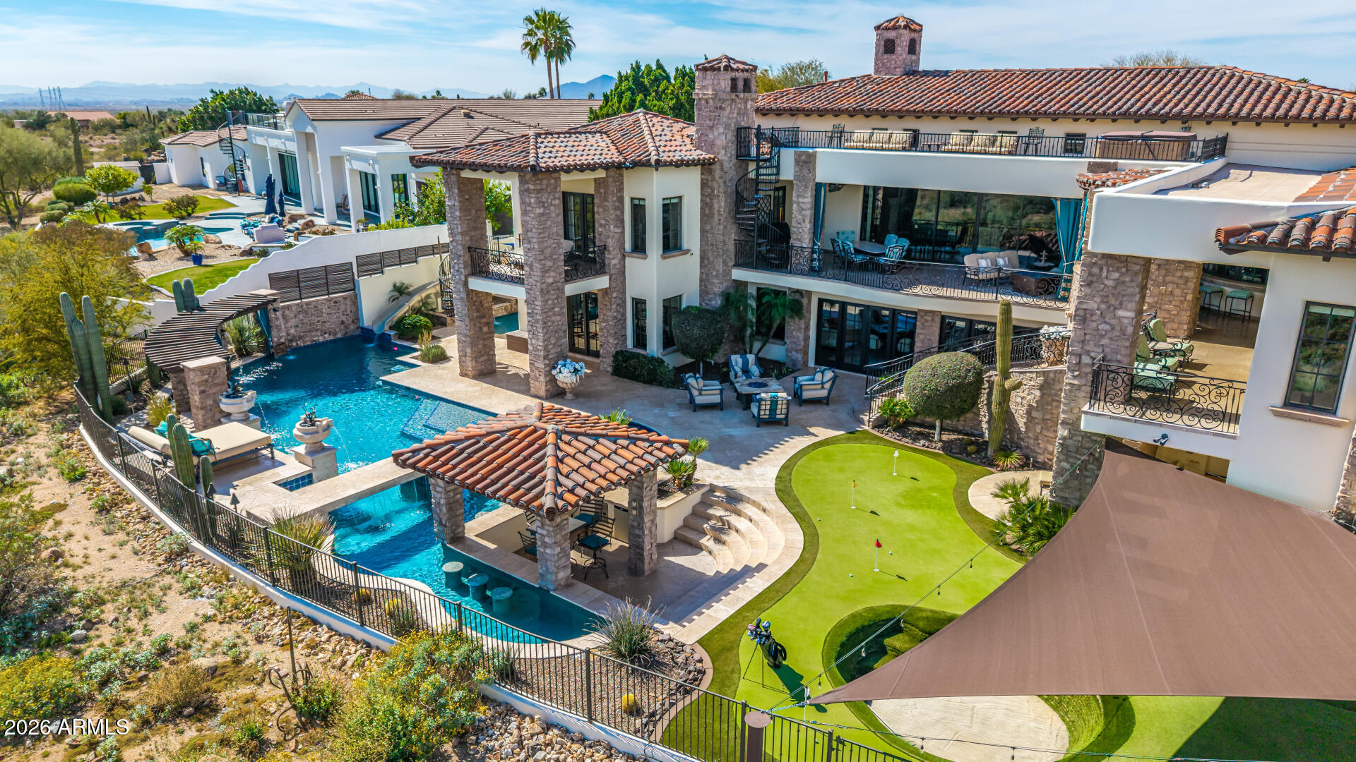 LOS DIAMANTES - Residential