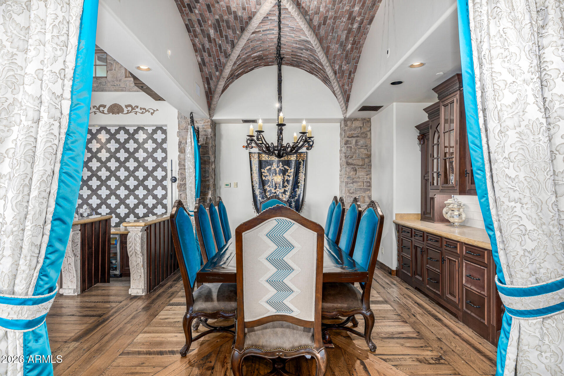 LOS DIAMANTES - Residential