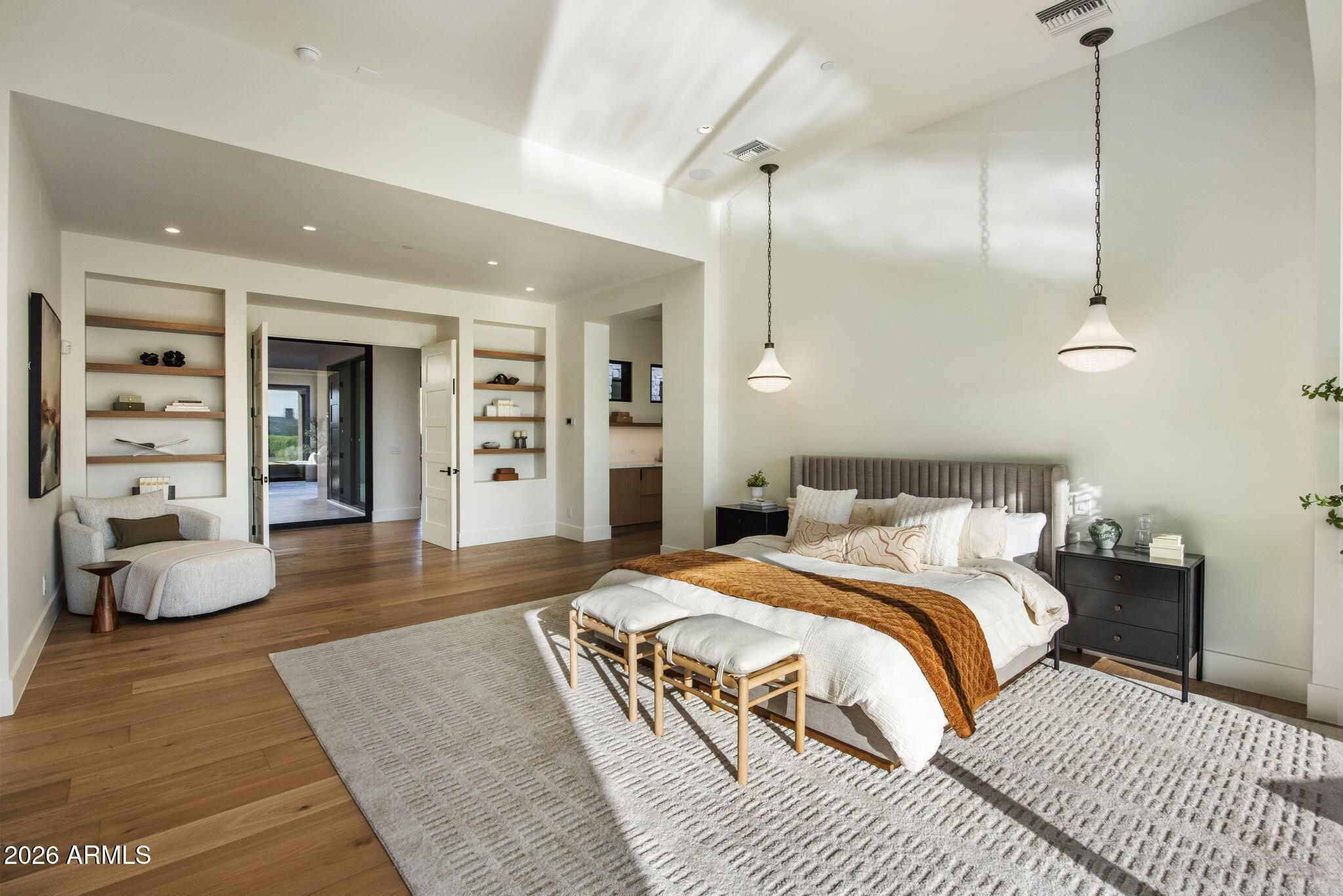 WHISPER ROCK UNIT 1 - Residential