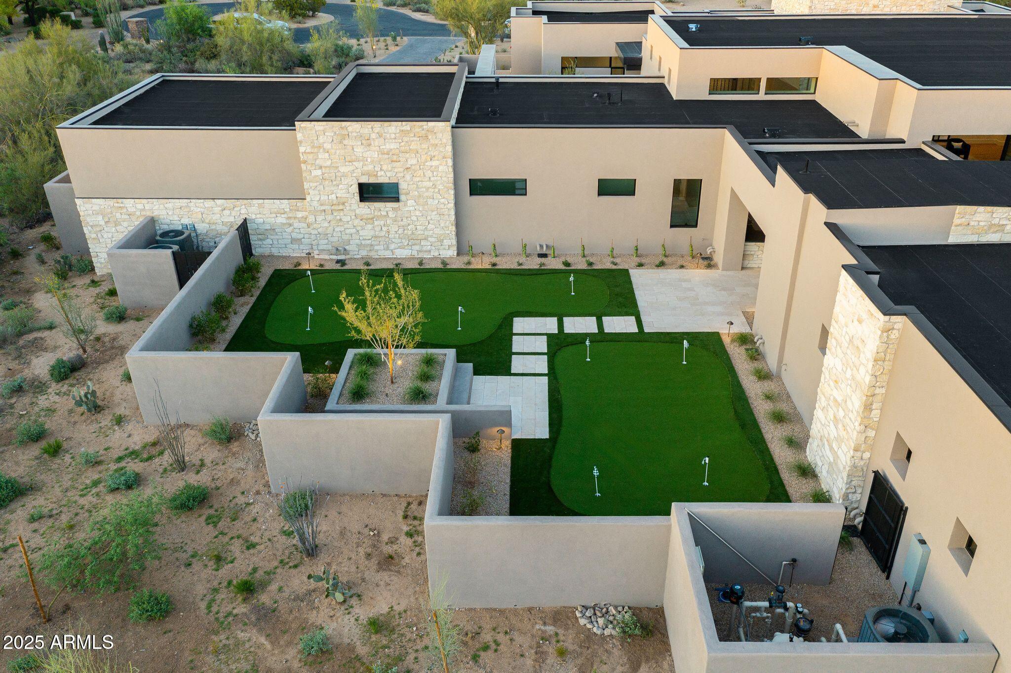 WHISPER ROCK UNIT 1 - Residential