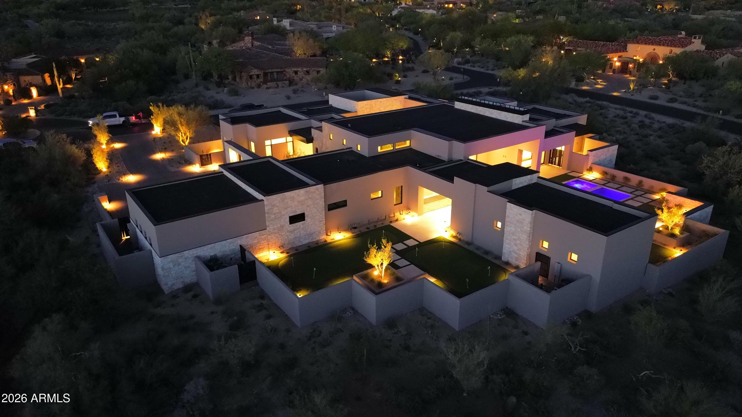 WHISPER ROCK UNIT 1 - Residential
