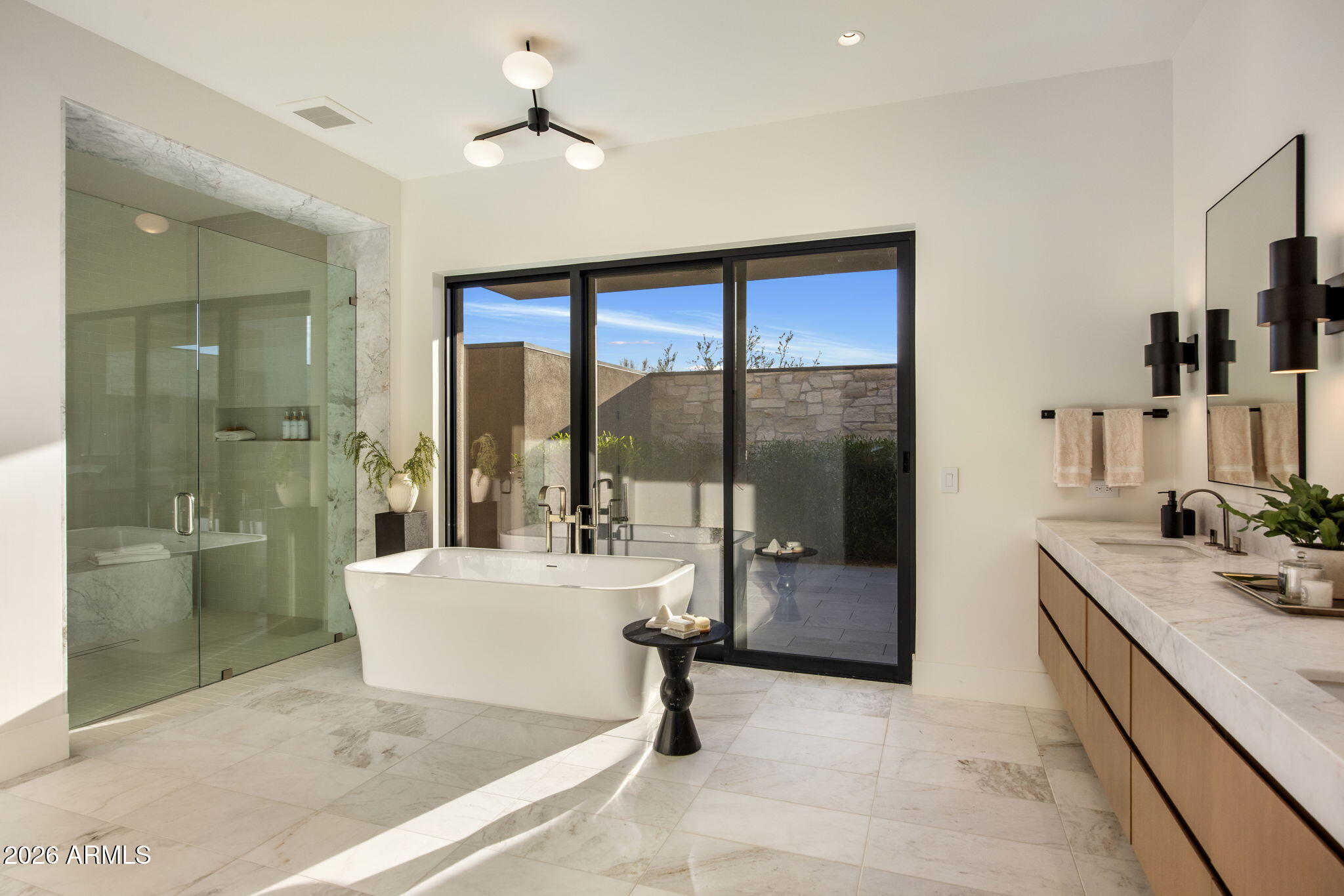 WHISPER ROCK UNIT 1 - Residential