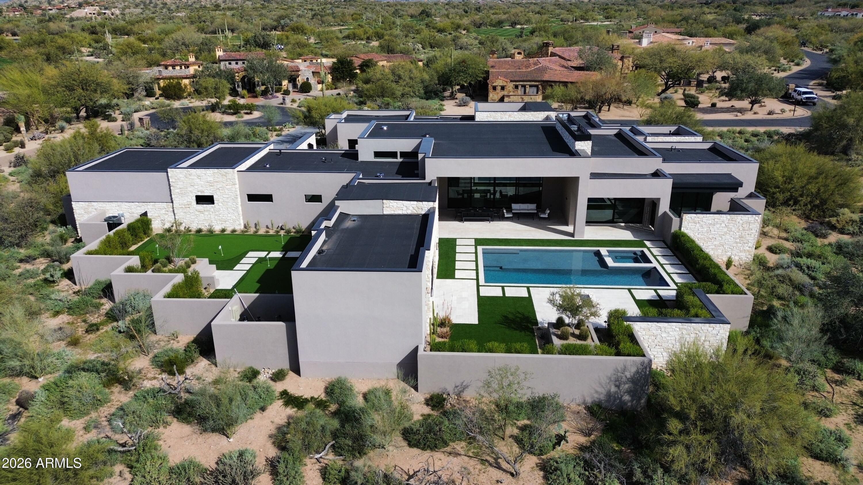 WHISPER ROCK UNIT 1 - Residential