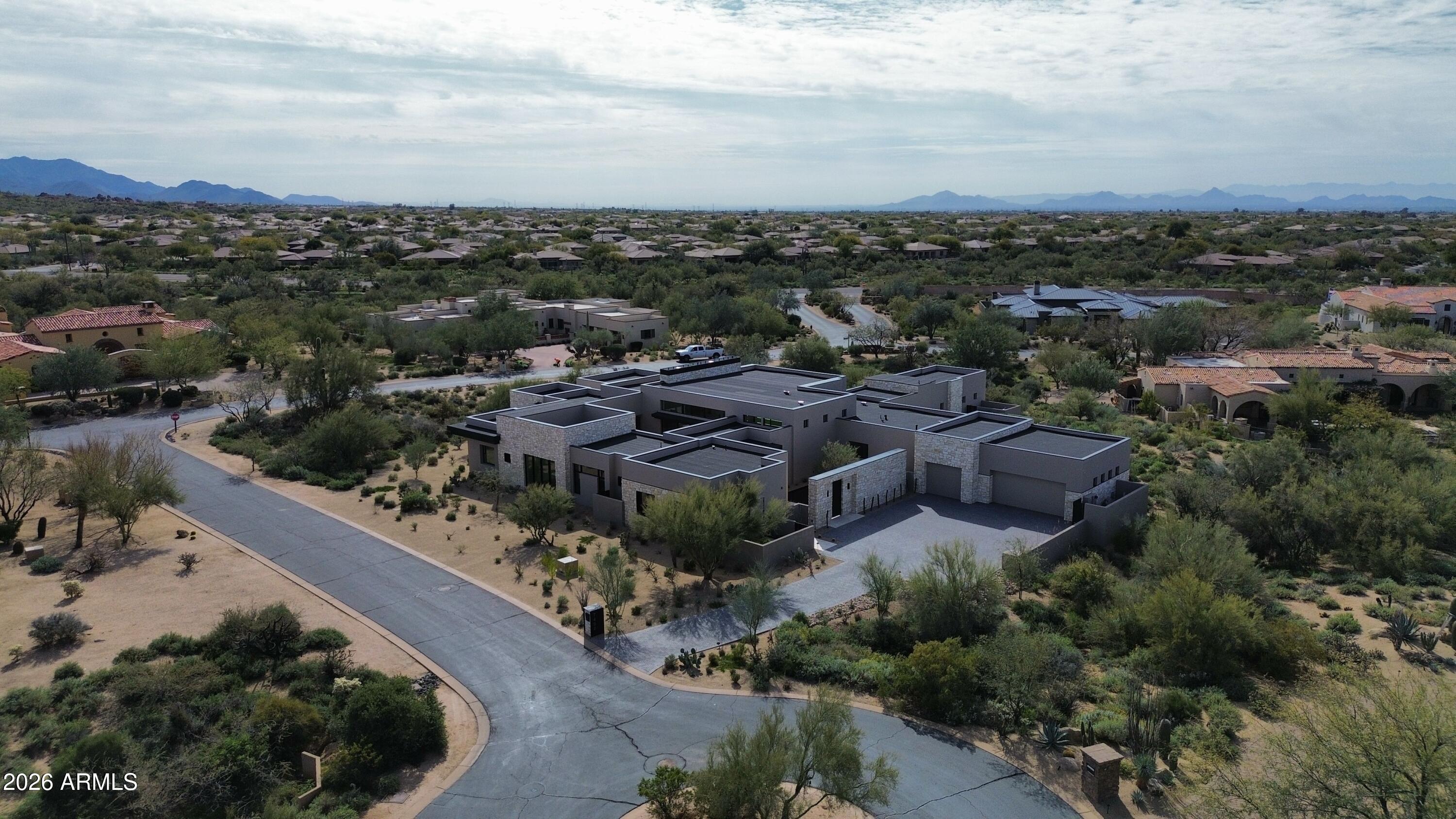 WHISPER ROCK UNIT 1 - Residential